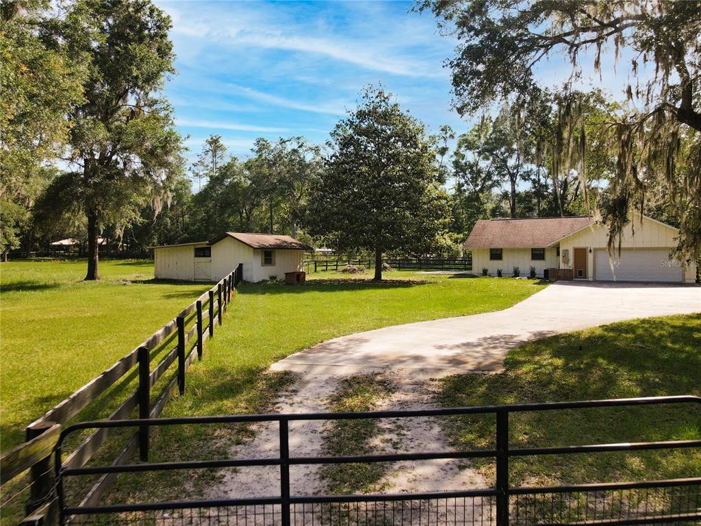 42 LAKE WOOD CIRCLE