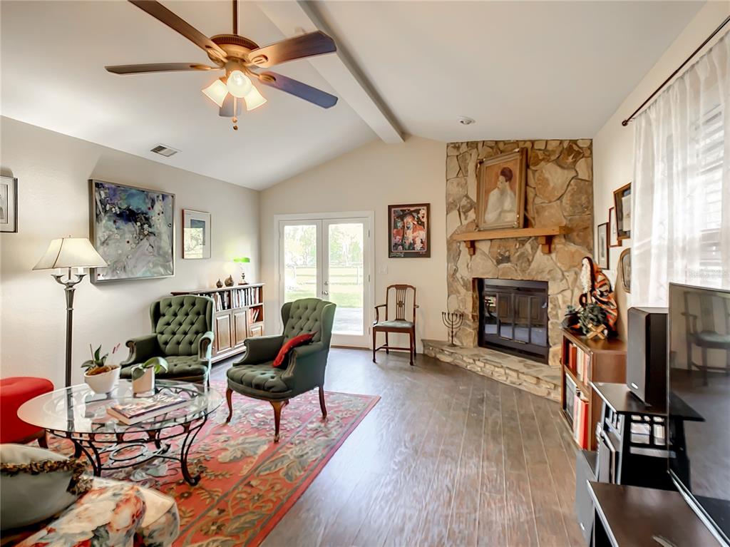 42 LAKE WOOD CIRCLE