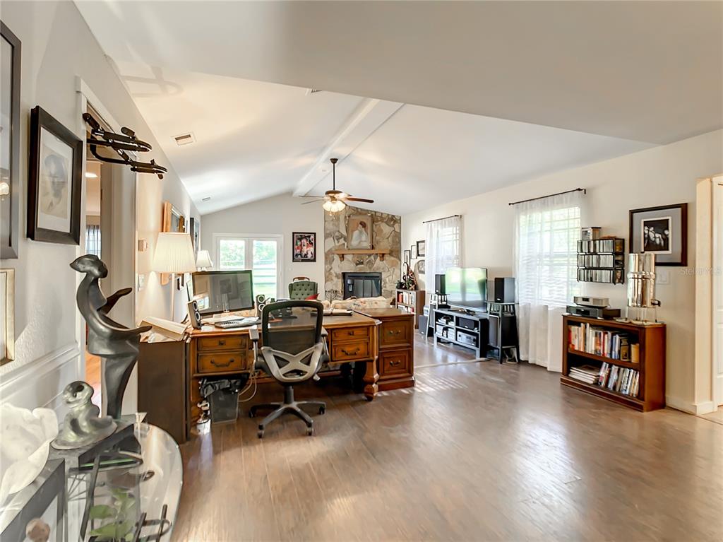 42 LAKE WOOD CIRCLE
