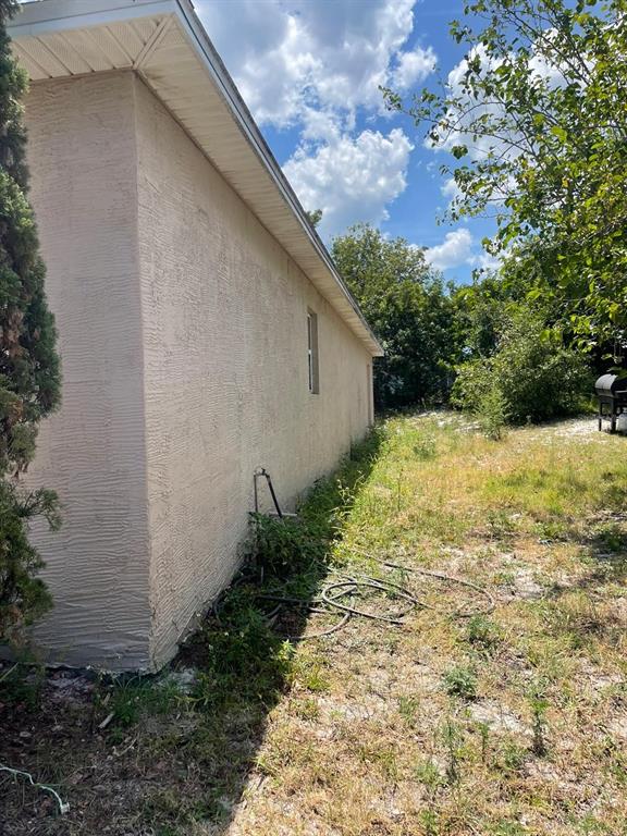 824 PINEWOOD STREET