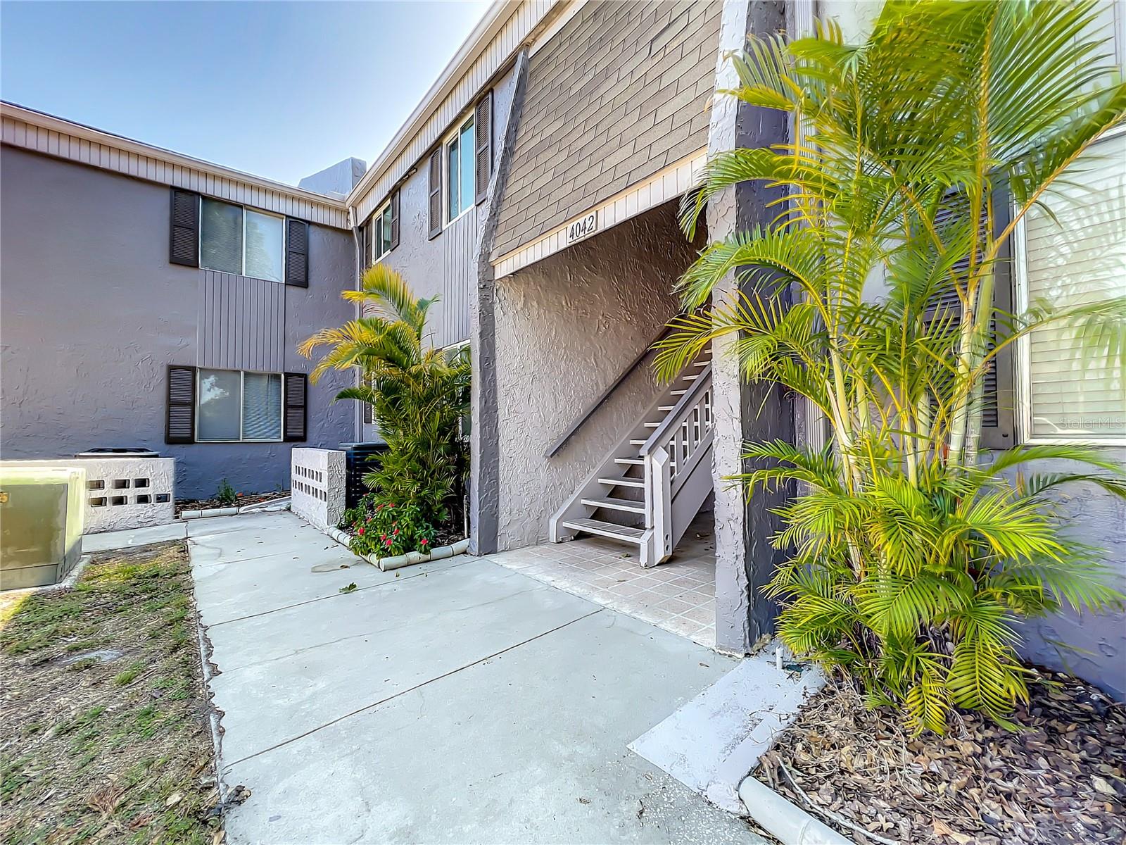 4042 CORTEZ DRIVE Unit: C