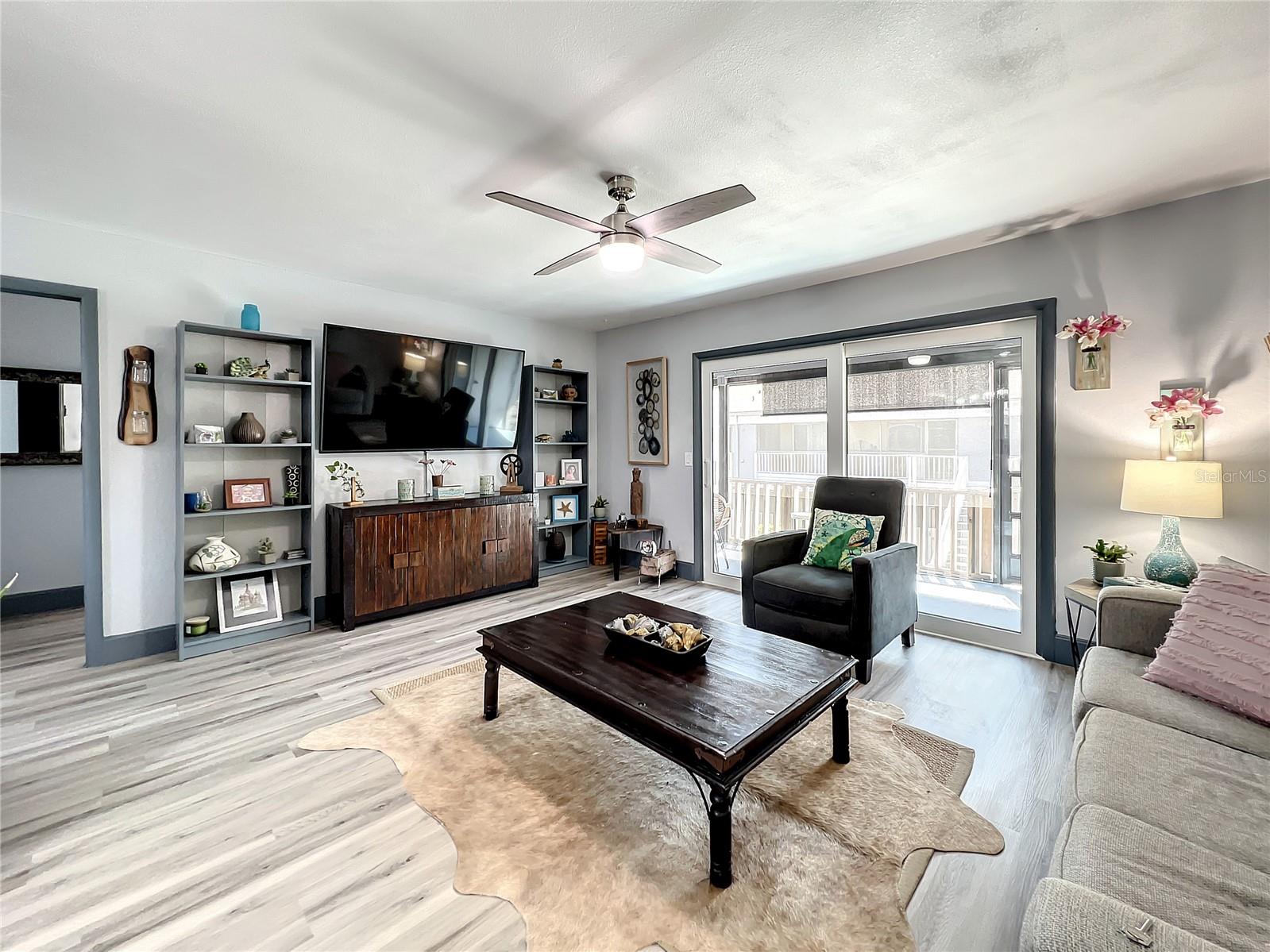 4042 CORTEZ DRIVE Unit: C