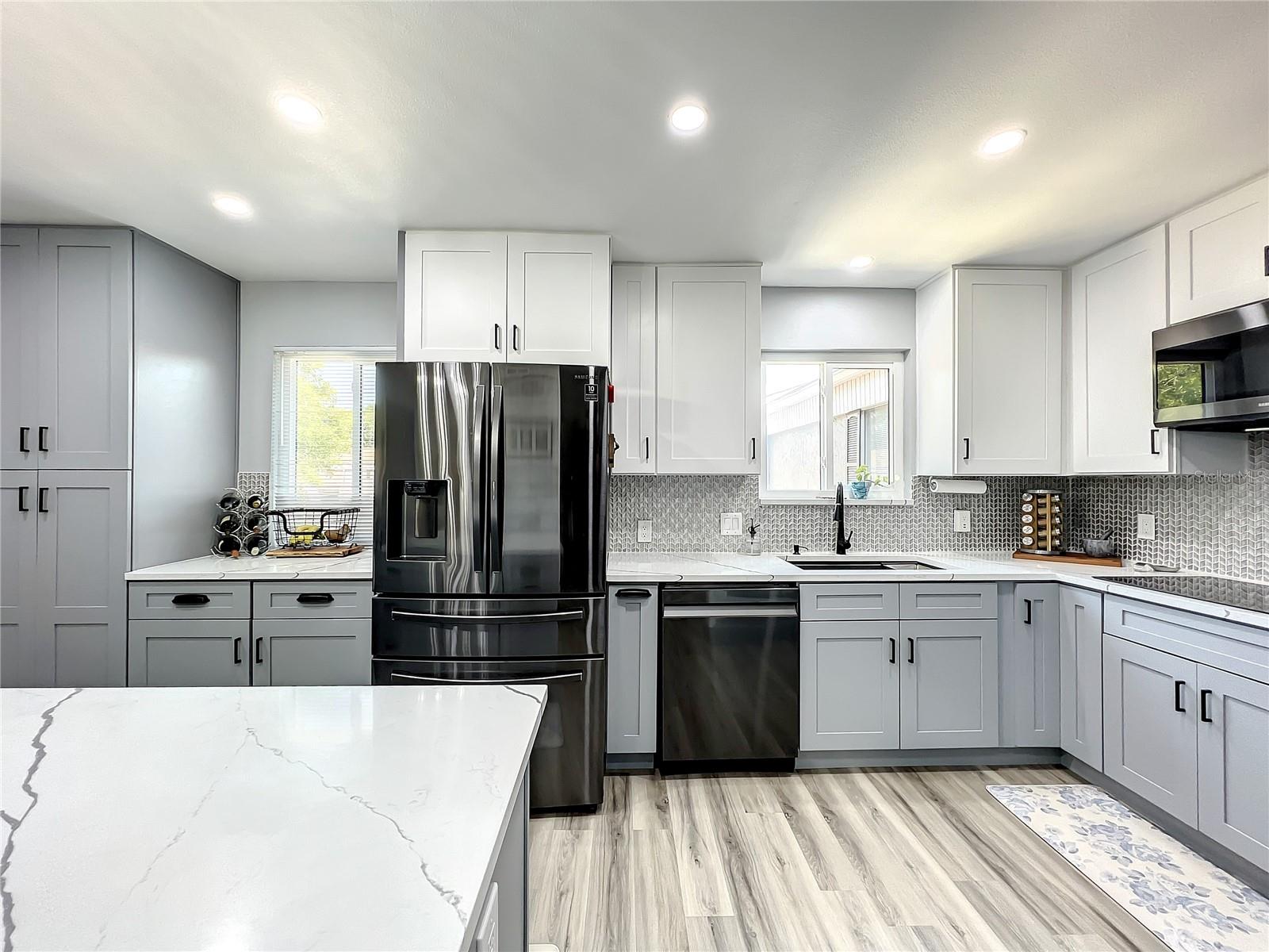 4042 CORTEZ DRIVE Unit: C