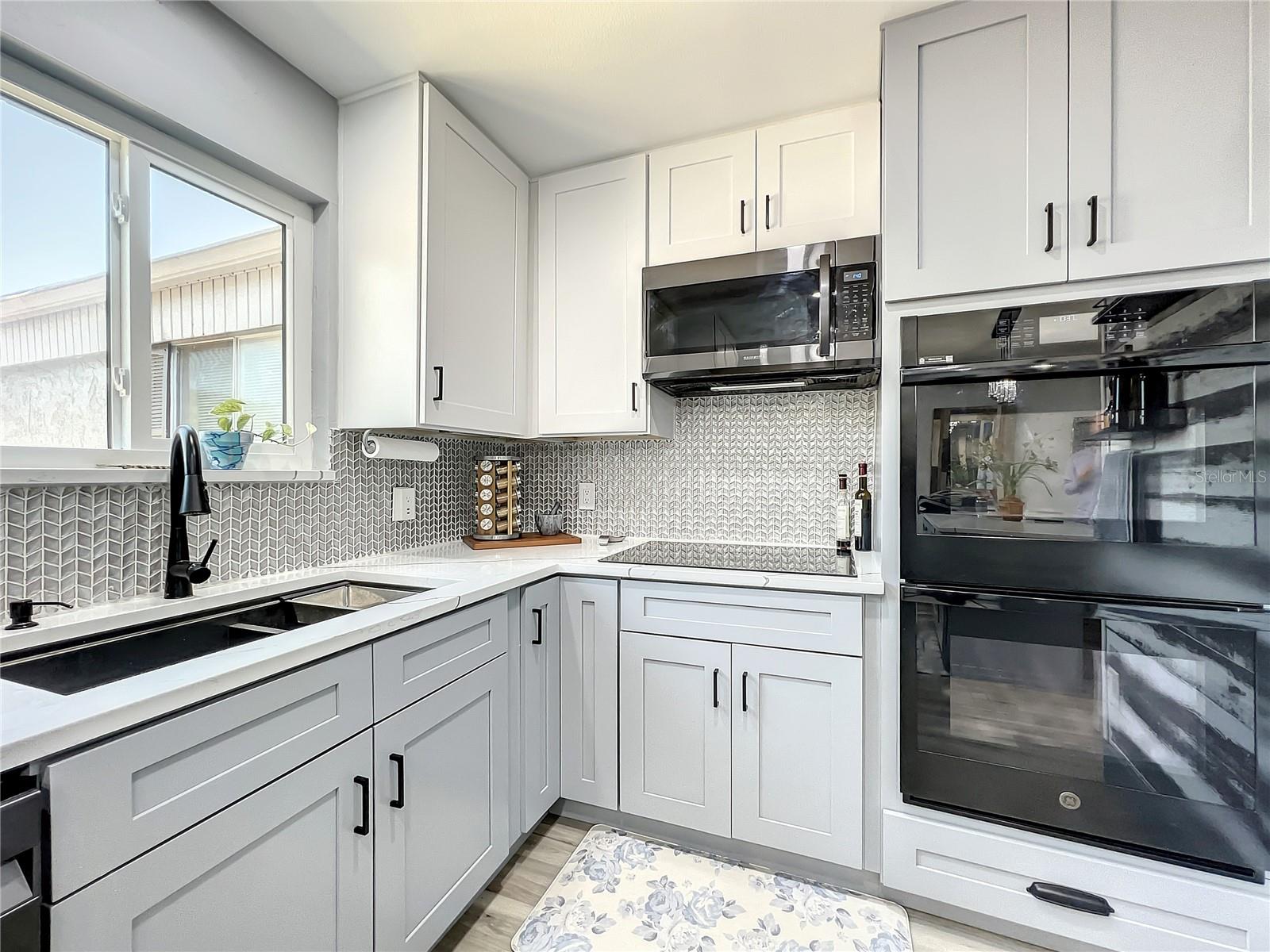 4042 CORTEZ DRIVE Unit: C