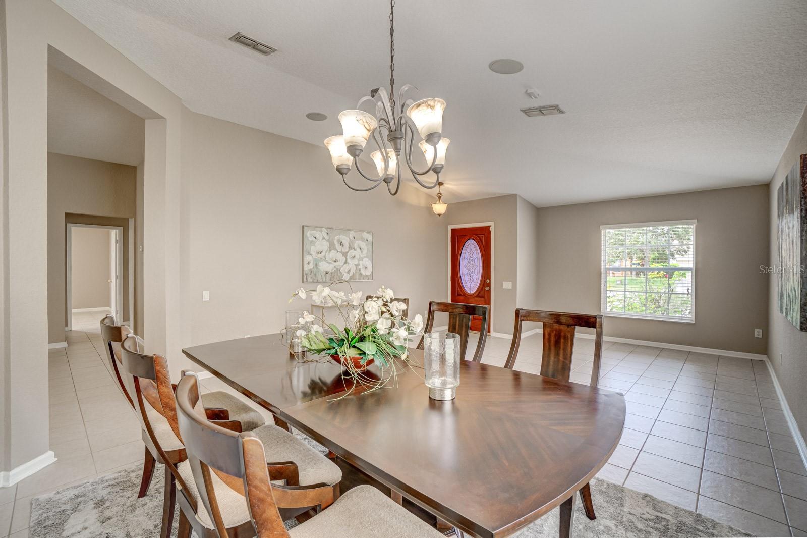 2326 MEADOW OAK CIR