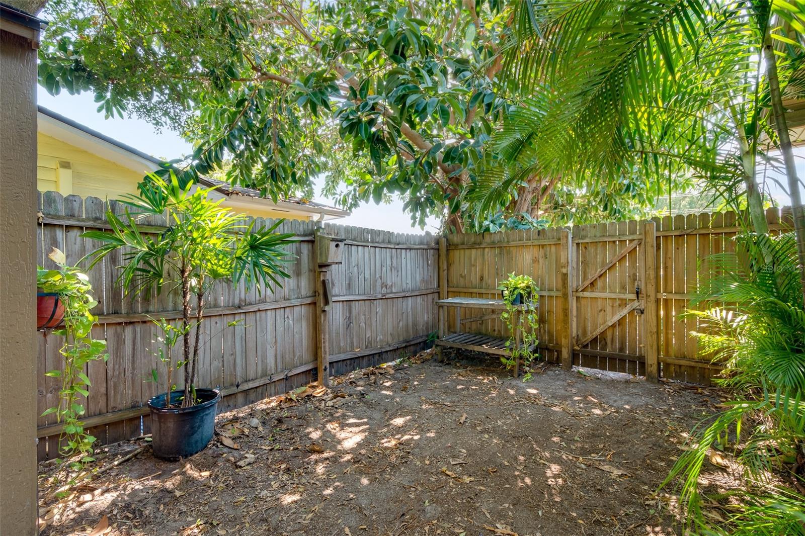 1774 BELLEAIR ROAD