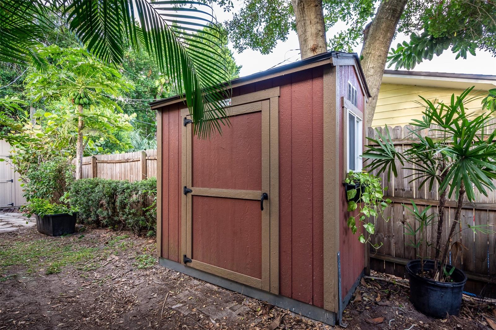 1774 BELLEAIR ROAD