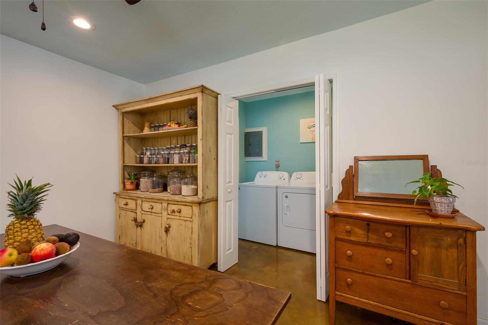 1774 BELLEAIR ROAD