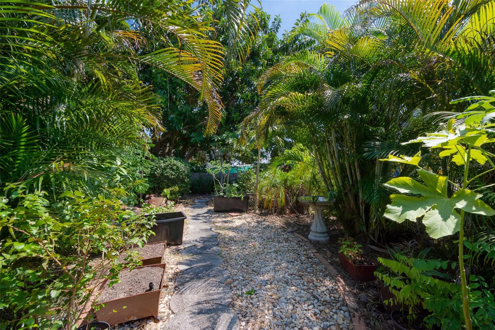 1774 BELLEAIR ROAD