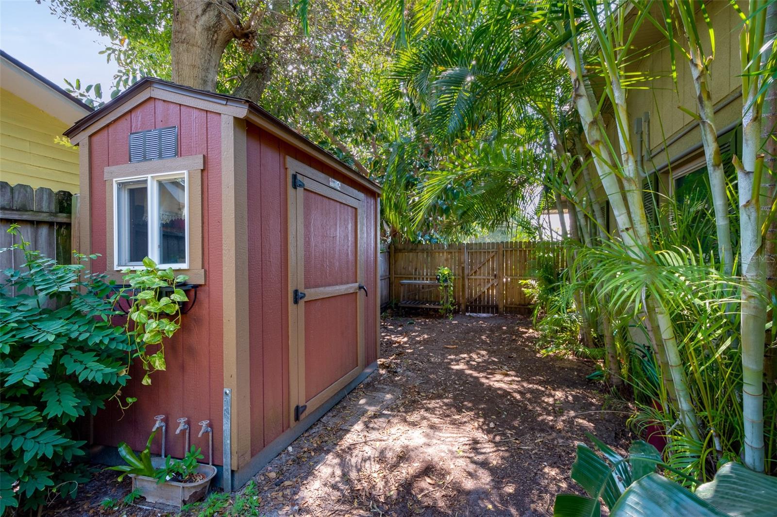 1774 BELLEAIR ROAD