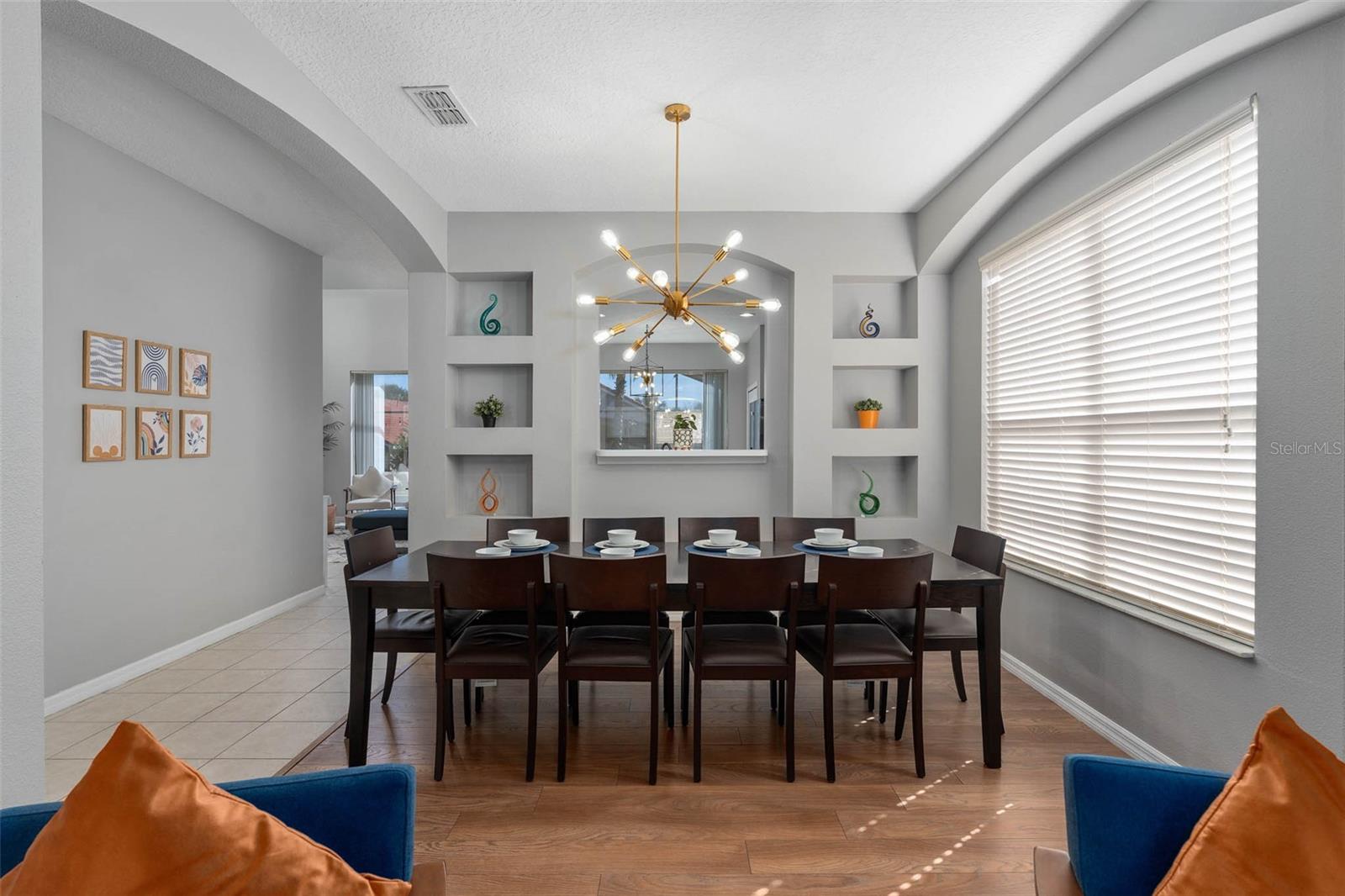 248 CARRERA AVE