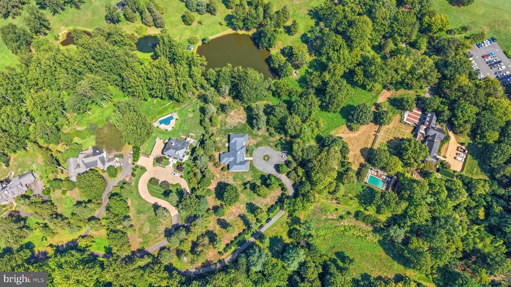 1545 BROOK HILL
