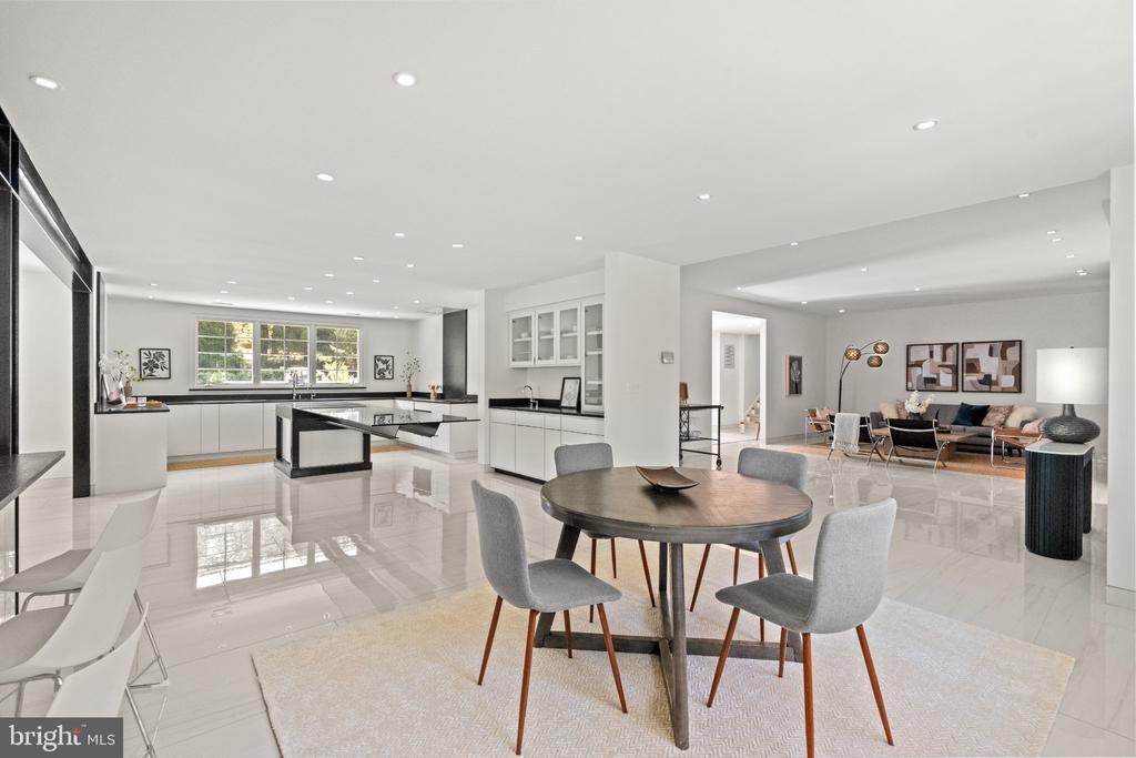 1545 BROOK HILL