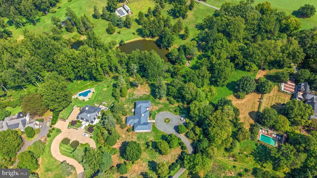 1545 BROOK HILL