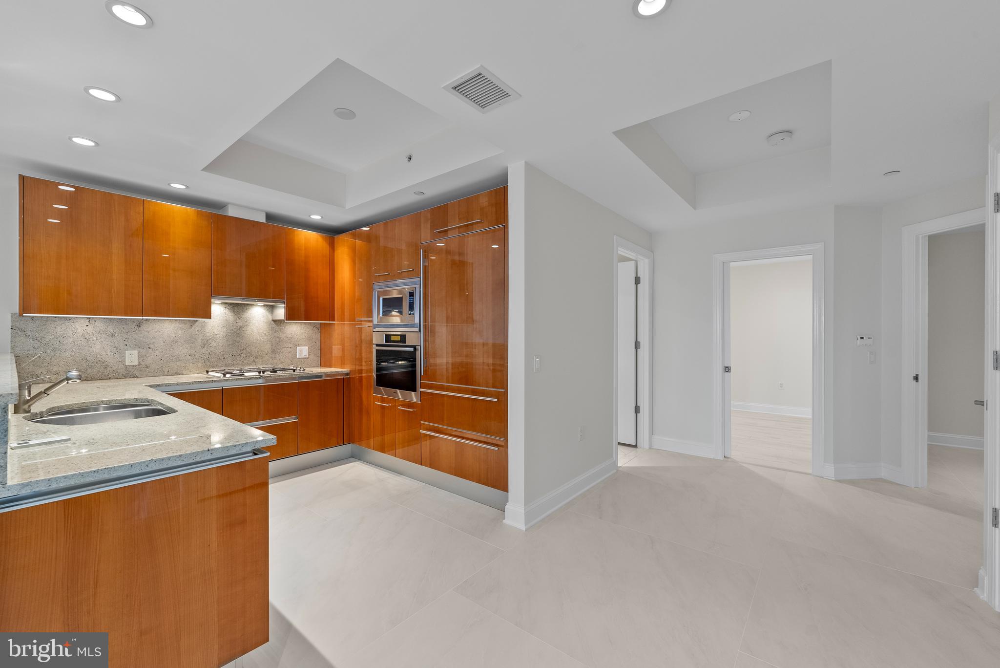 1881 N NASH STREET 809