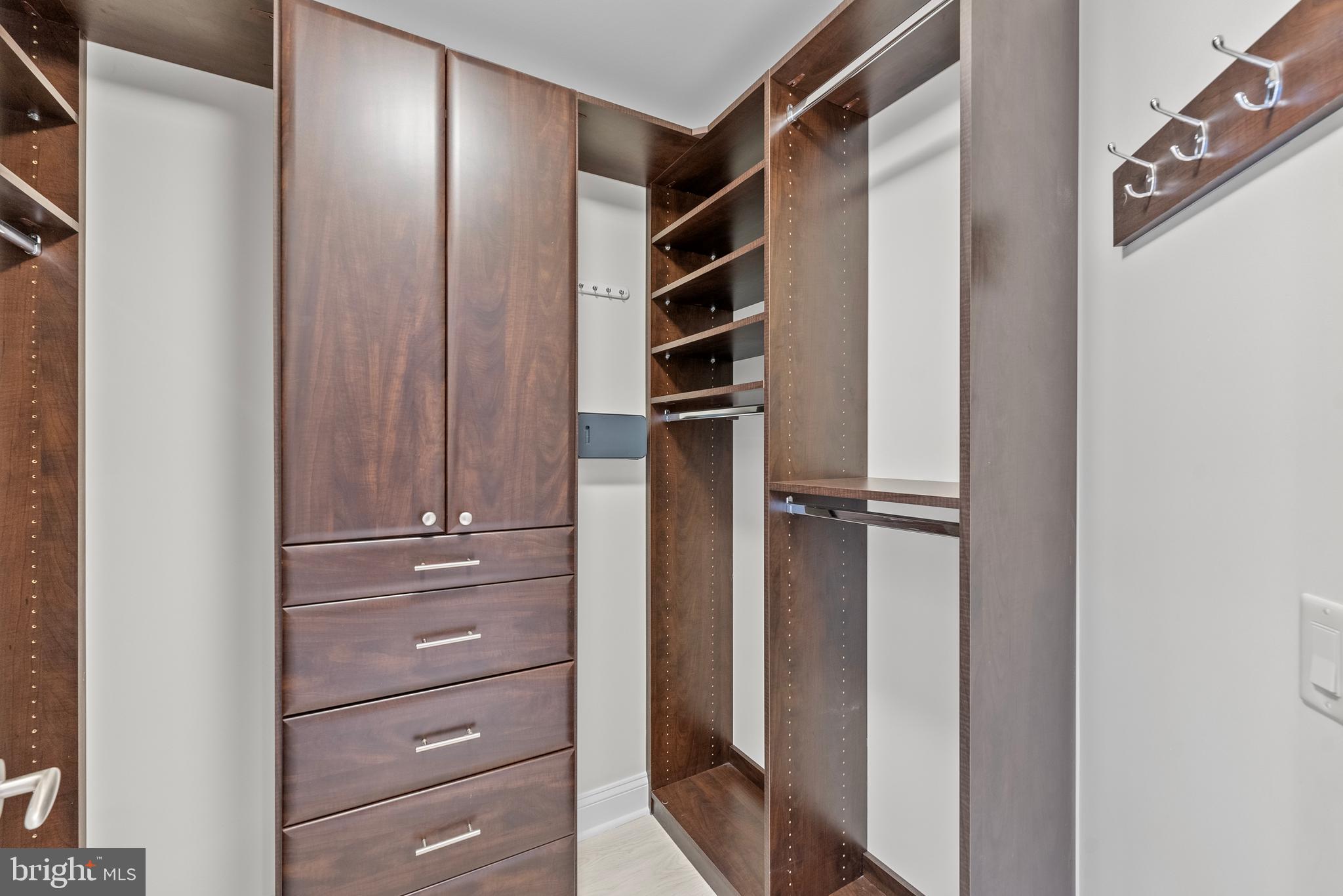 1881 N NASH STREET 809