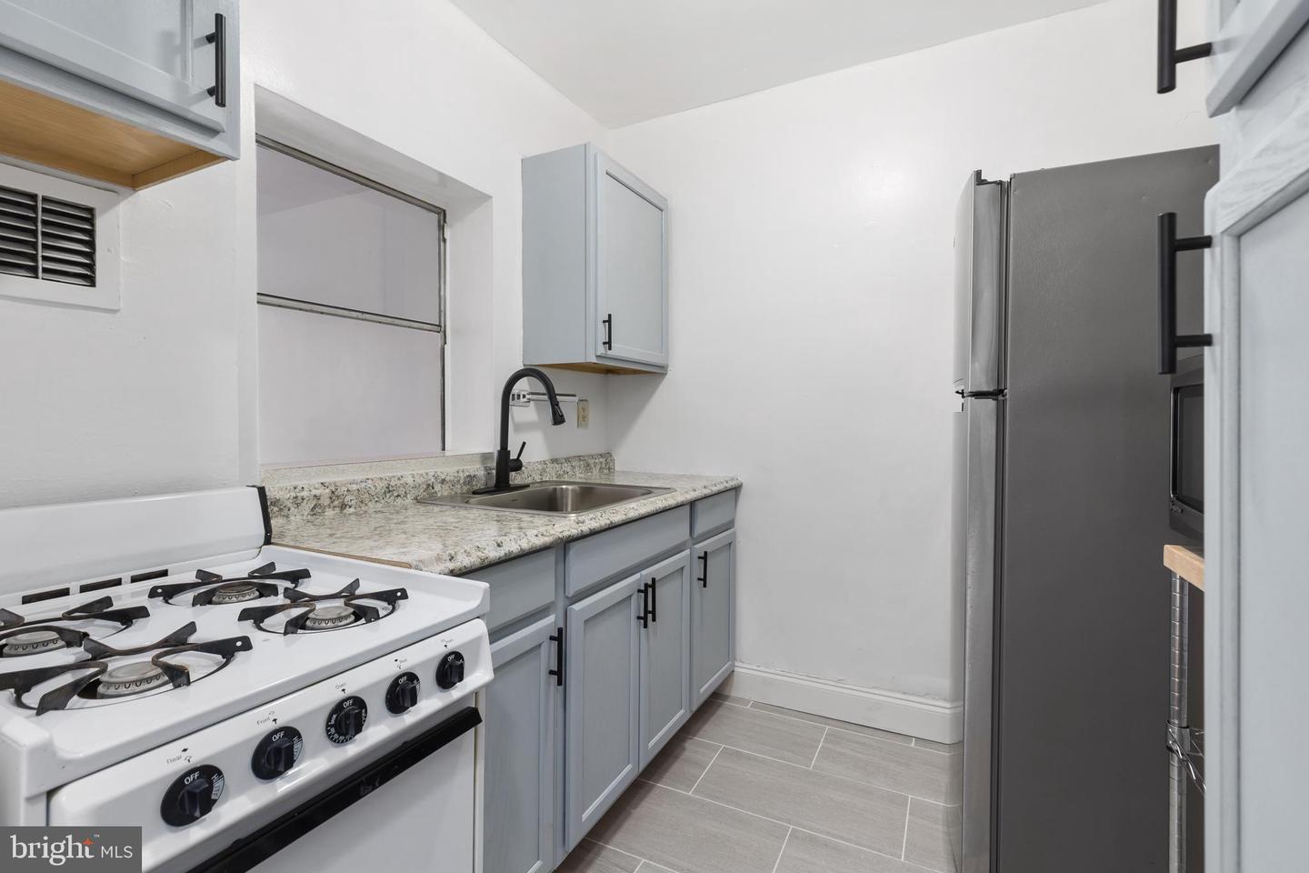 1021 Arlington Blvd #609