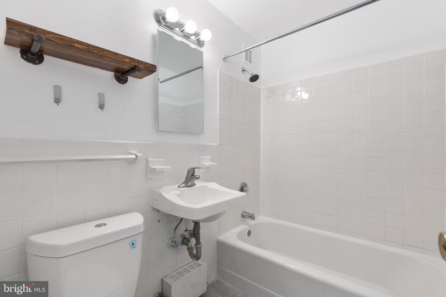 1021 Arlington Blvd #609