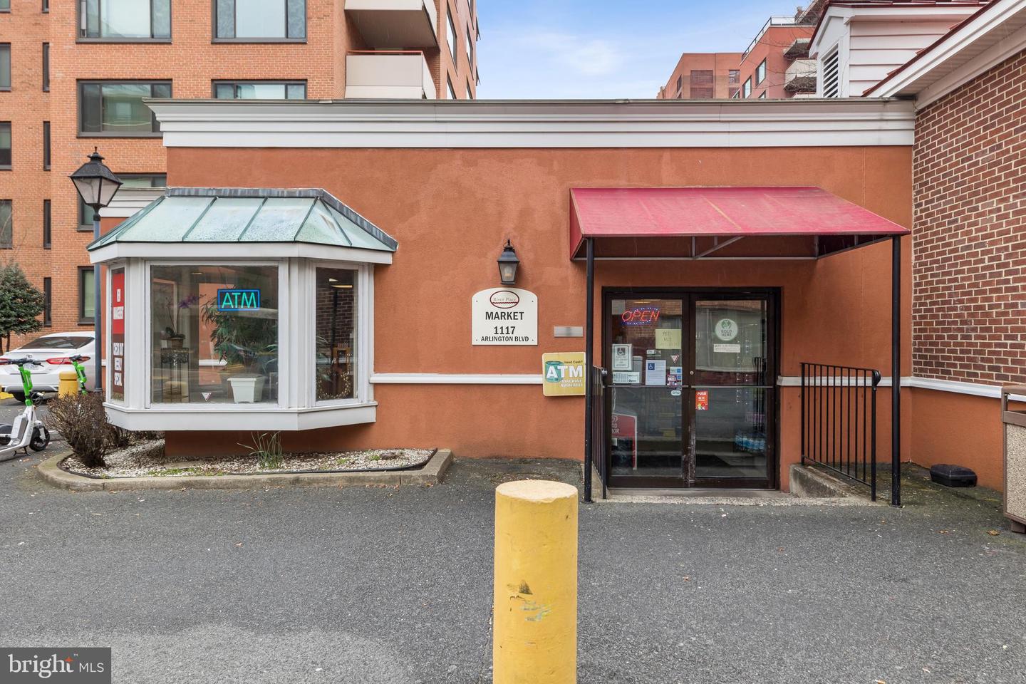 1021 Arlington Blvd #609