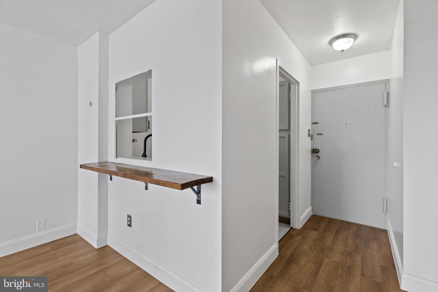 1021 Arlington Blvd #609