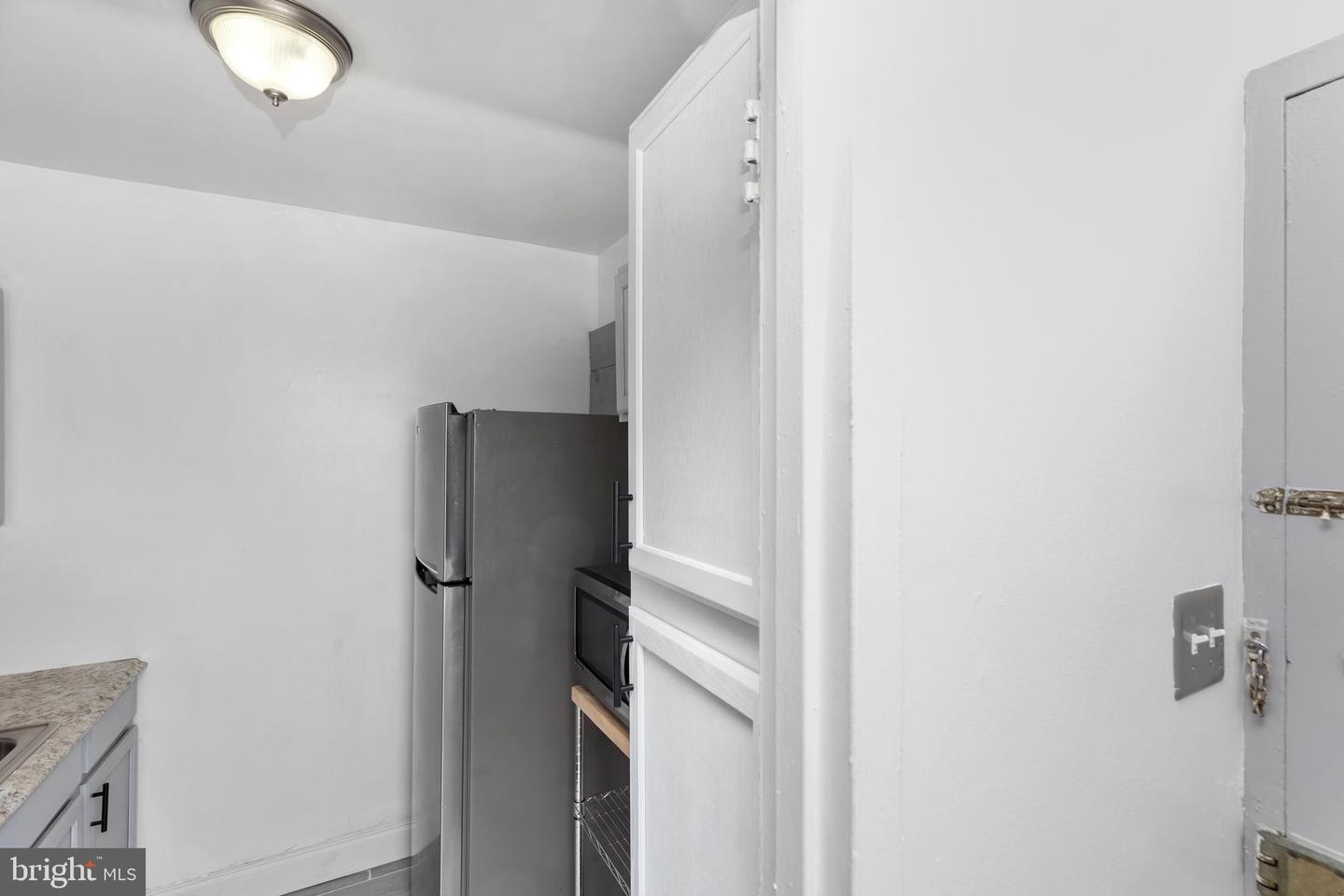 1021 Arlington Blvd #609