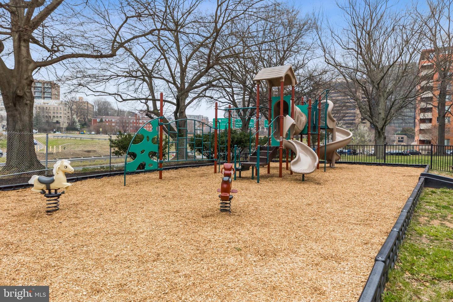 1021 Arlington Blvd #609