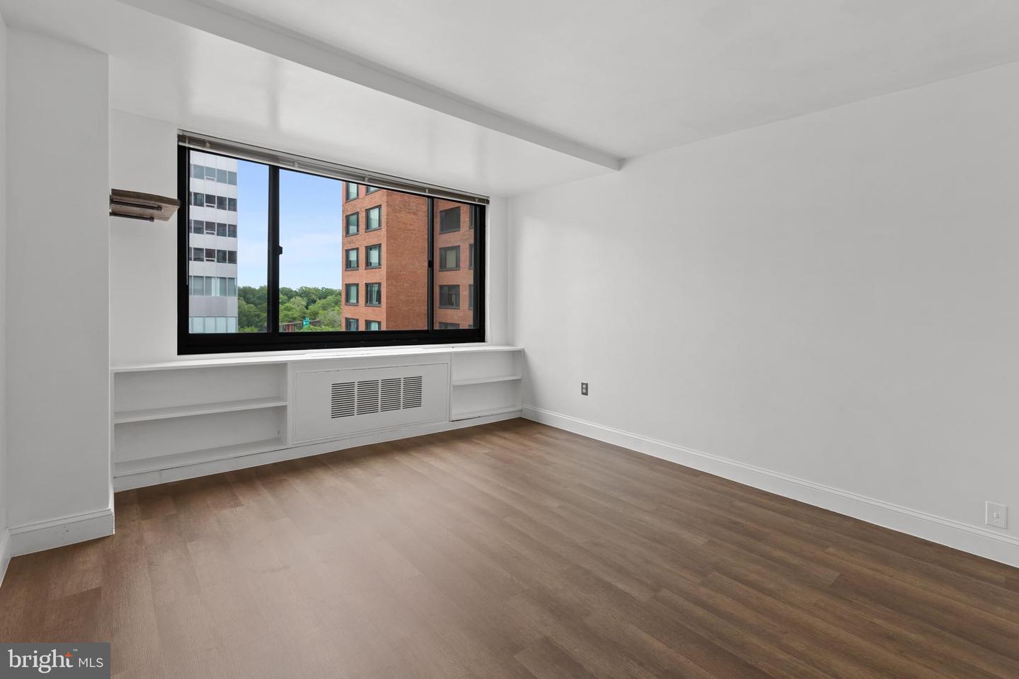 1021 Arlington Blvd #609