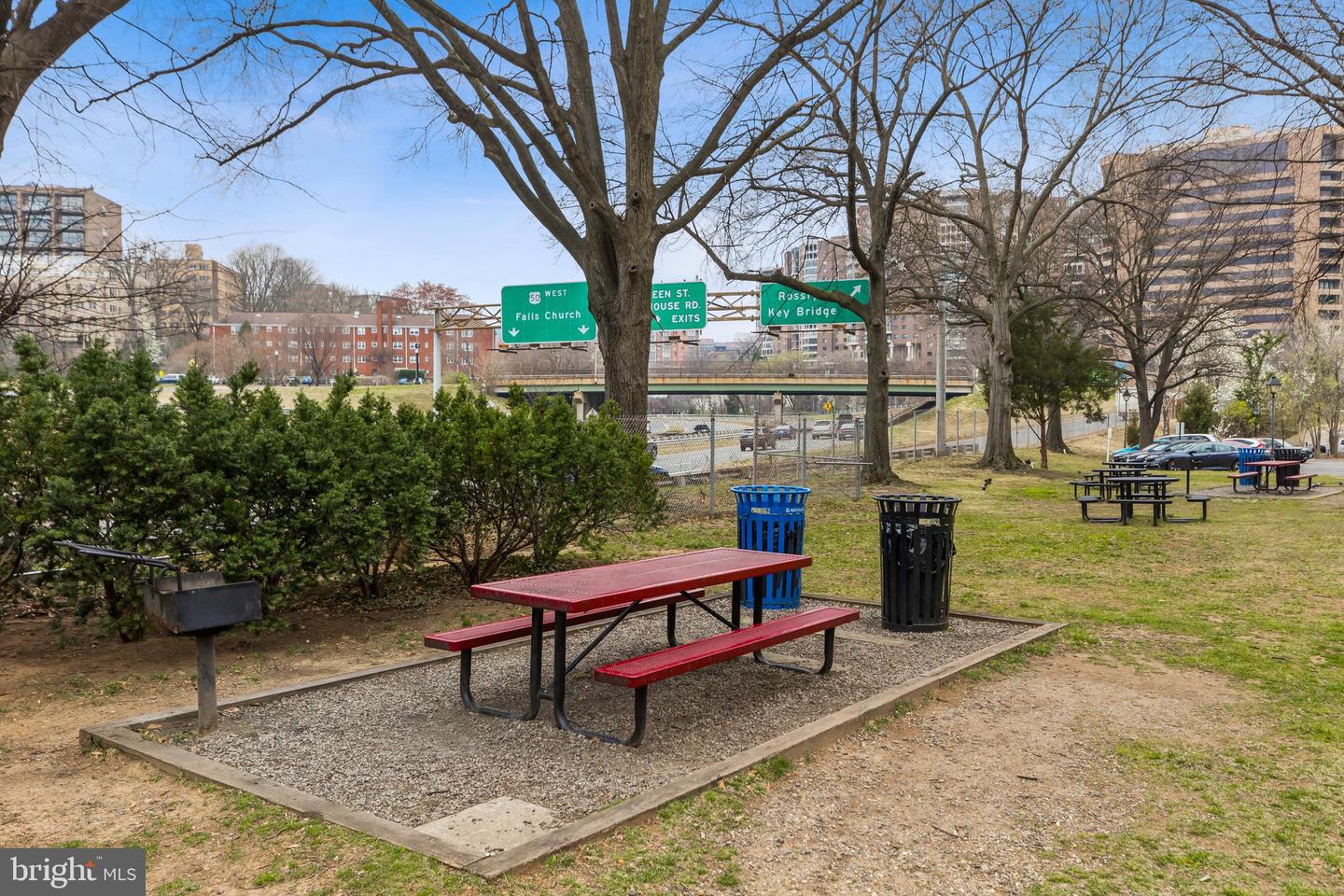 1021 Arlington Blvd #609