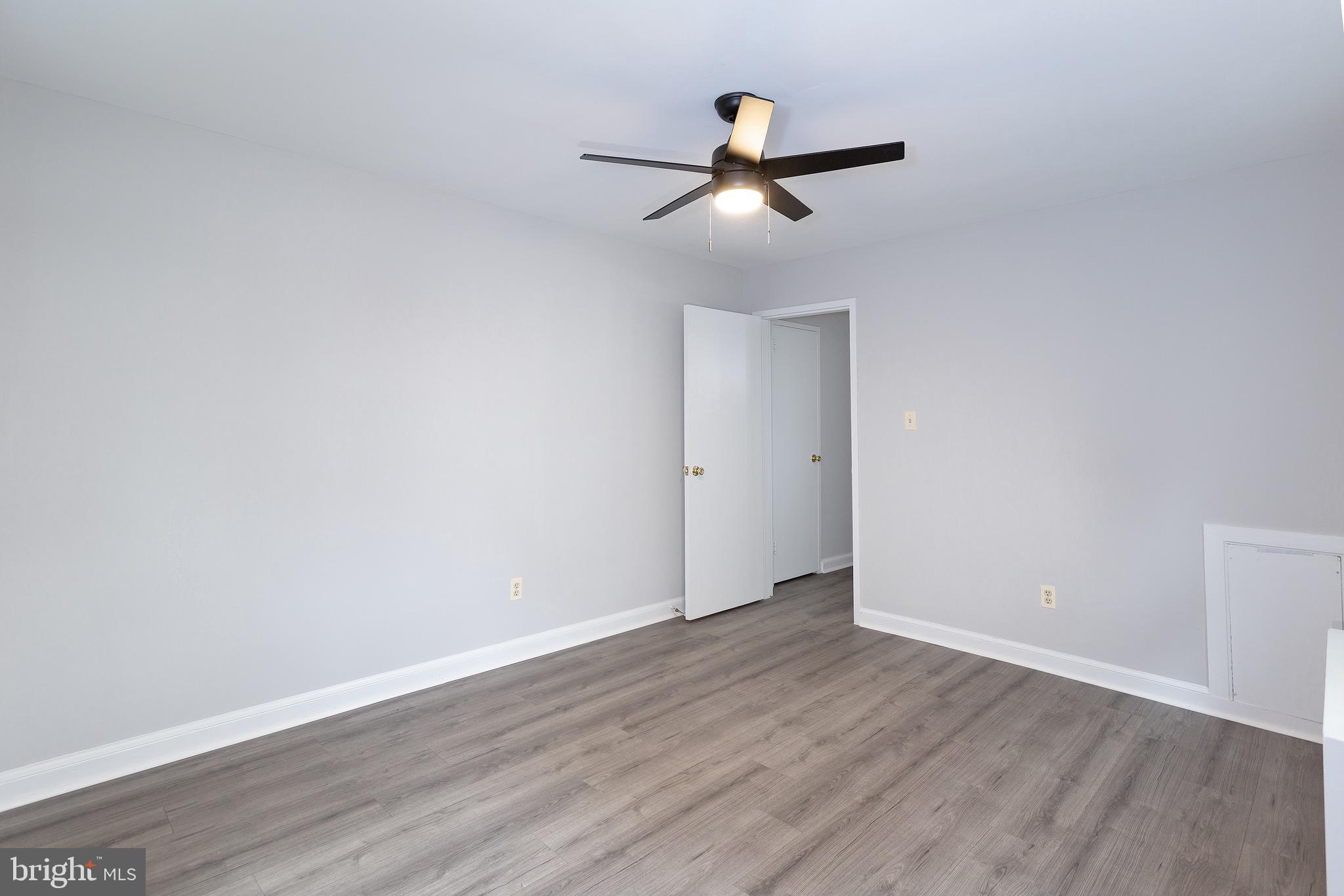 2055 N Woodstock St #101