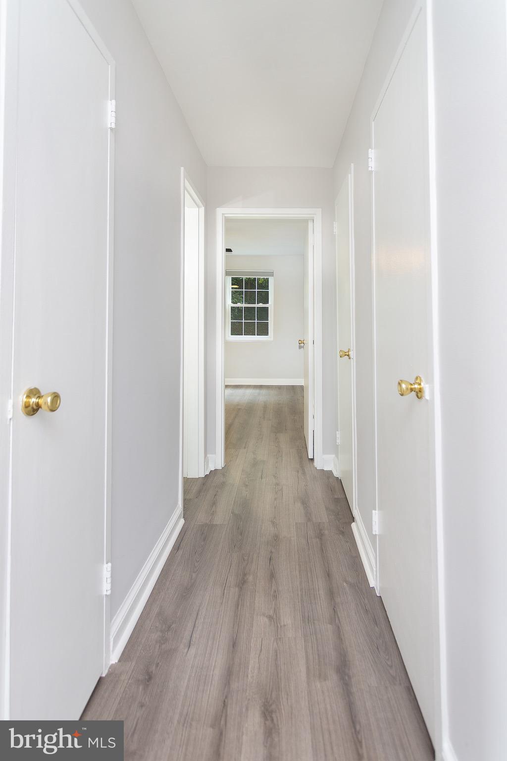 2055 N Woodstock St #101