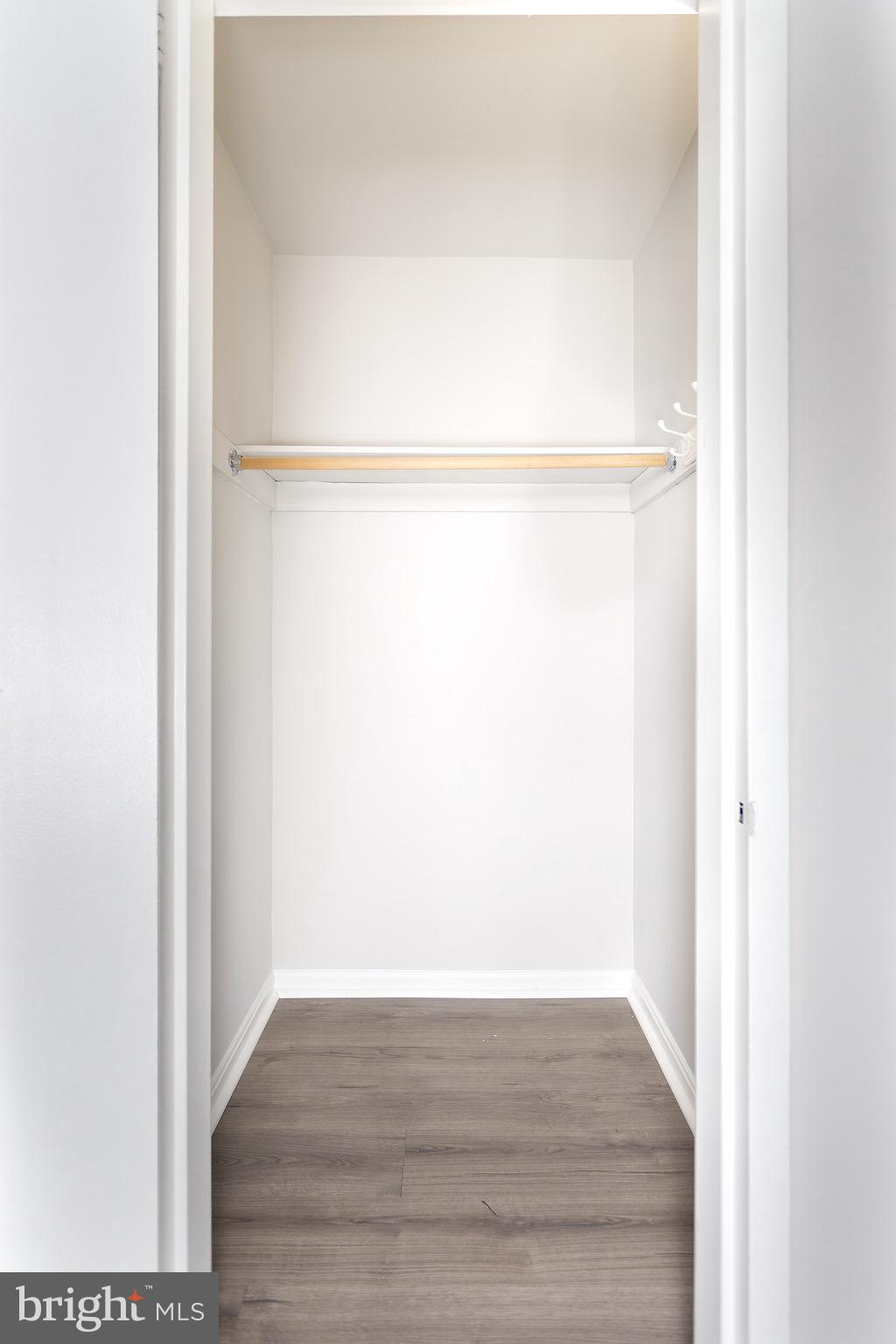 2055 N Woodstock St #101