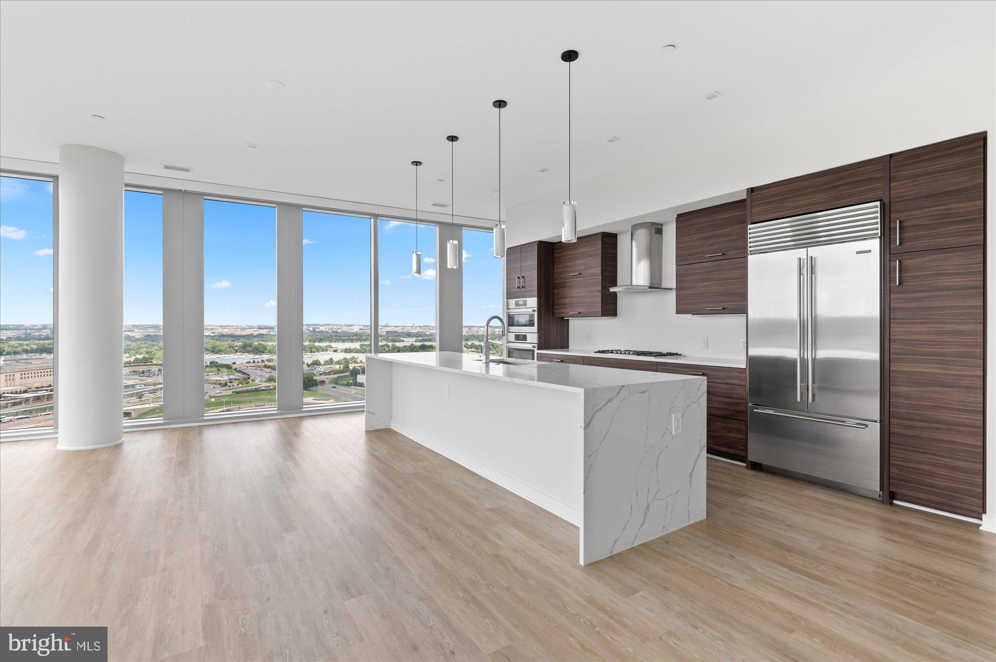 400 ARMY NAVY DRIVE 1821