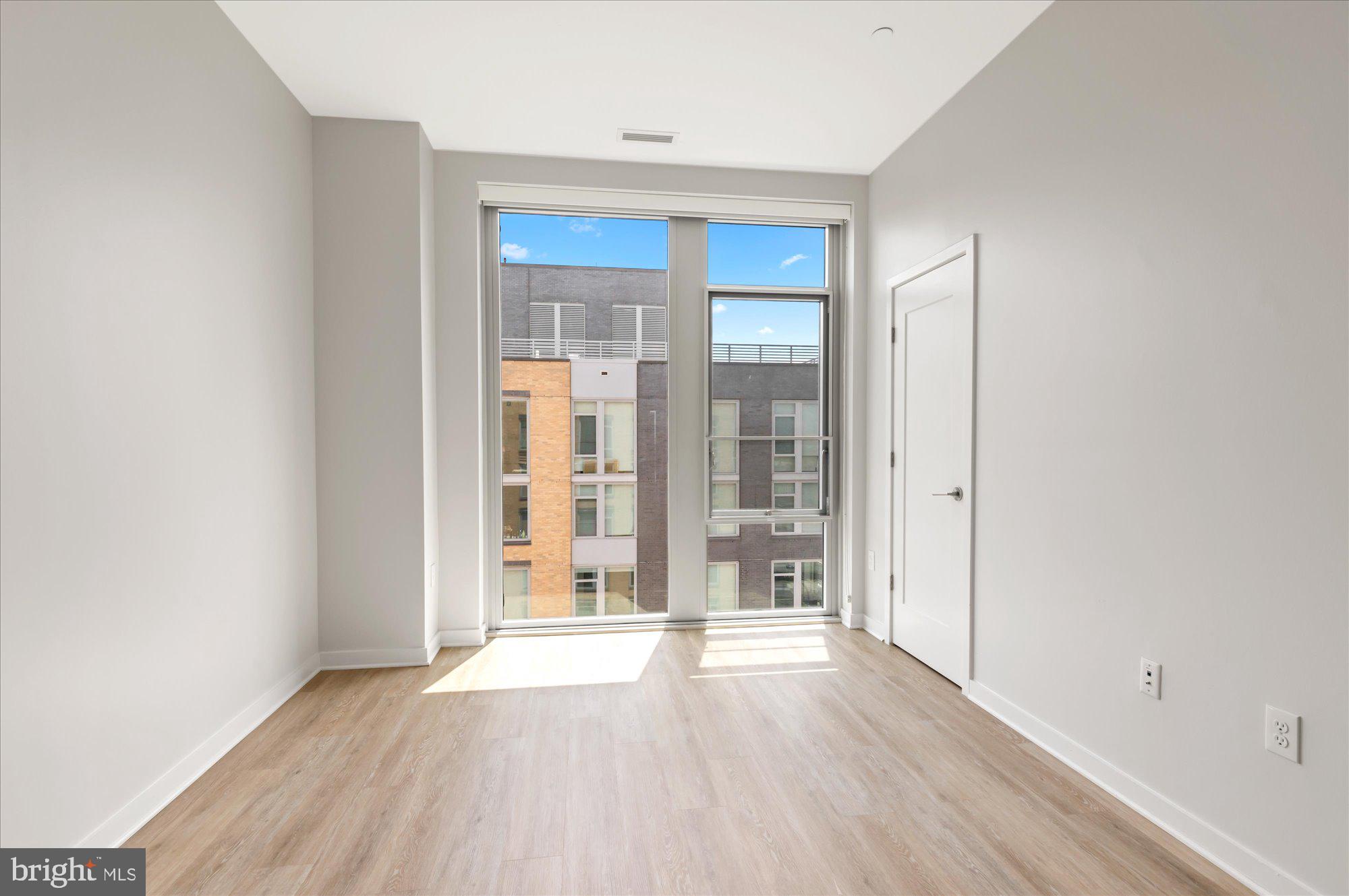 400 ARMY NAVY DRIVE 1821