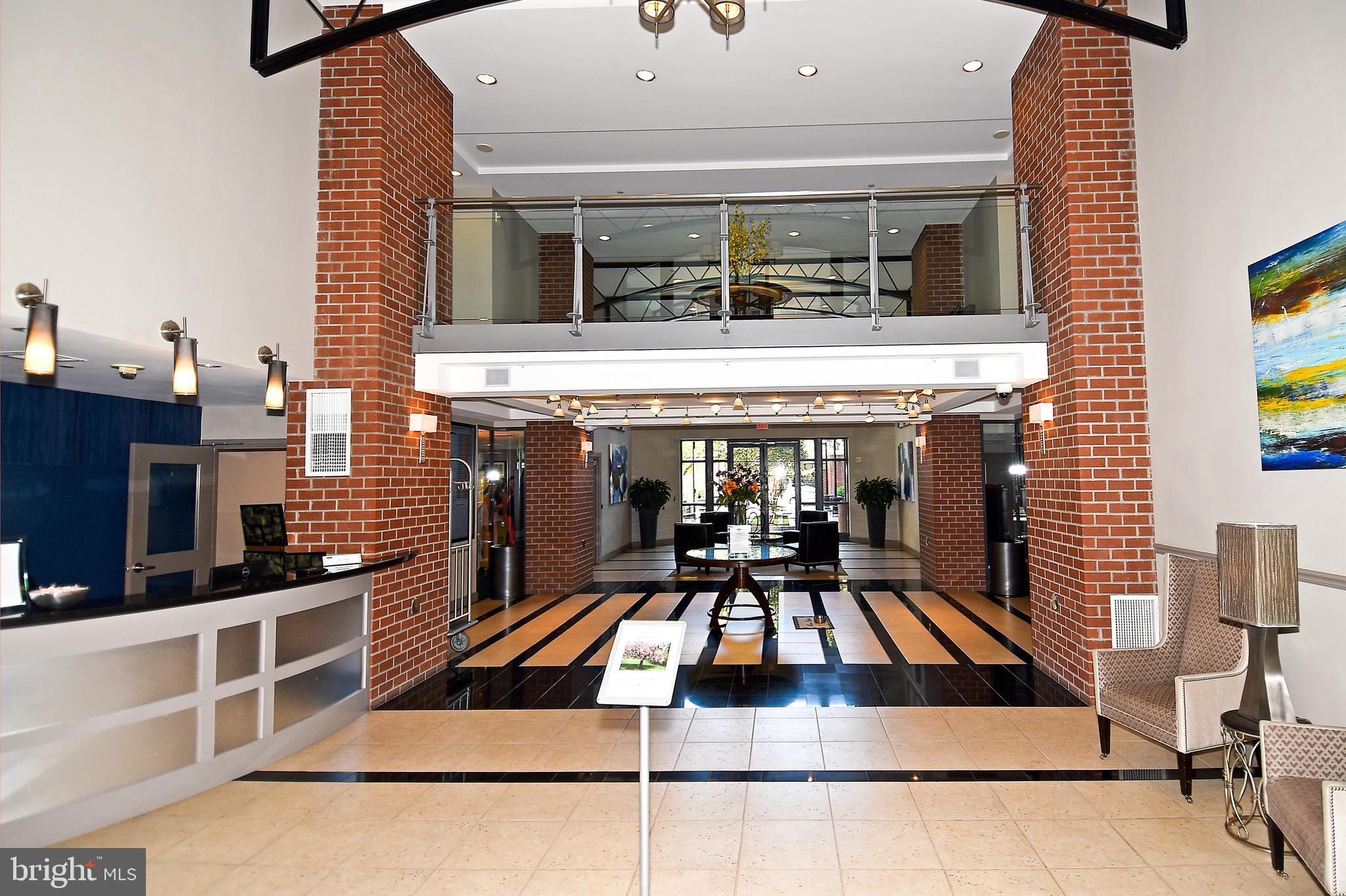 1021 N Garfield St #346