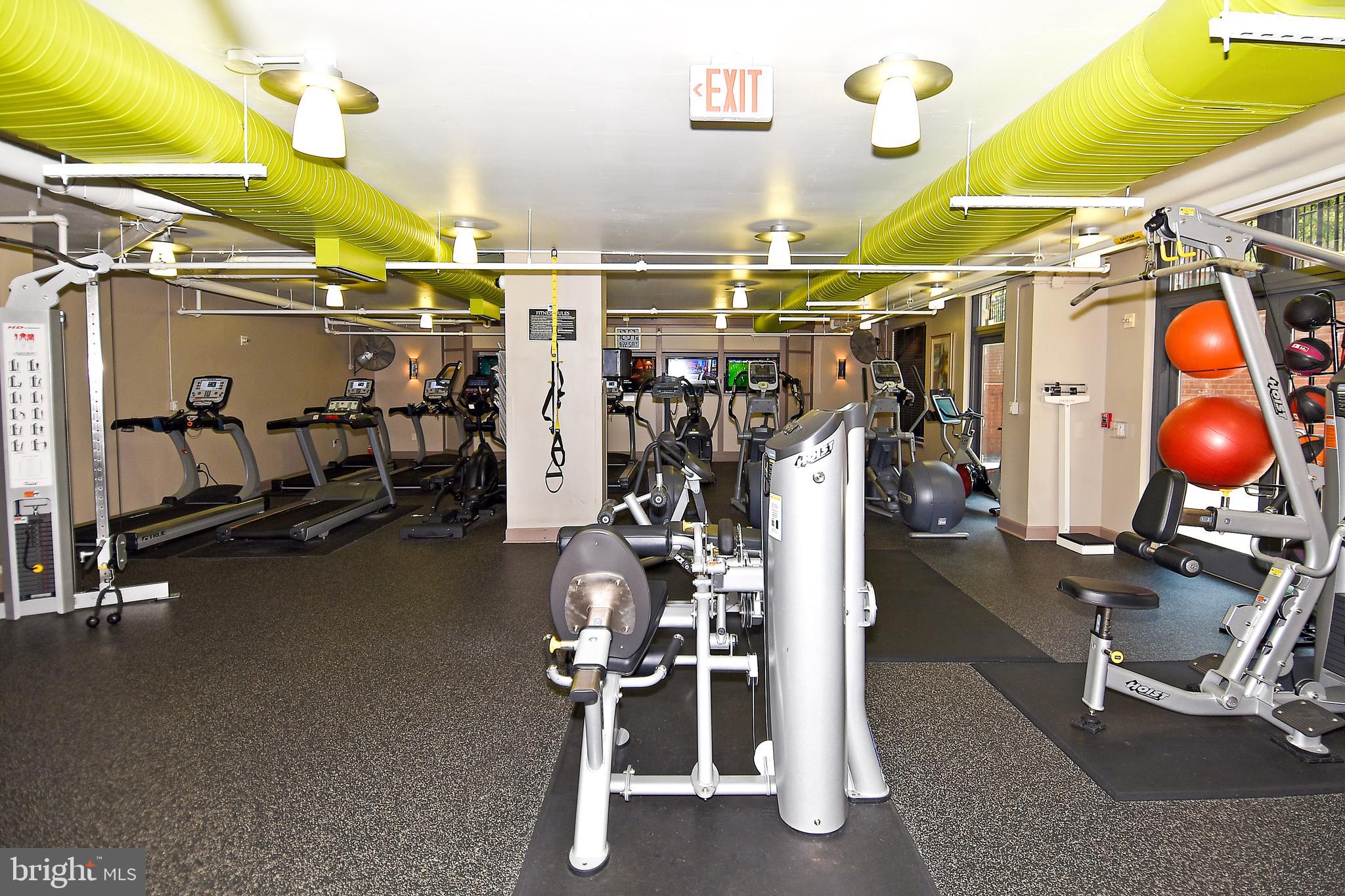 1021 N Garfield St #346