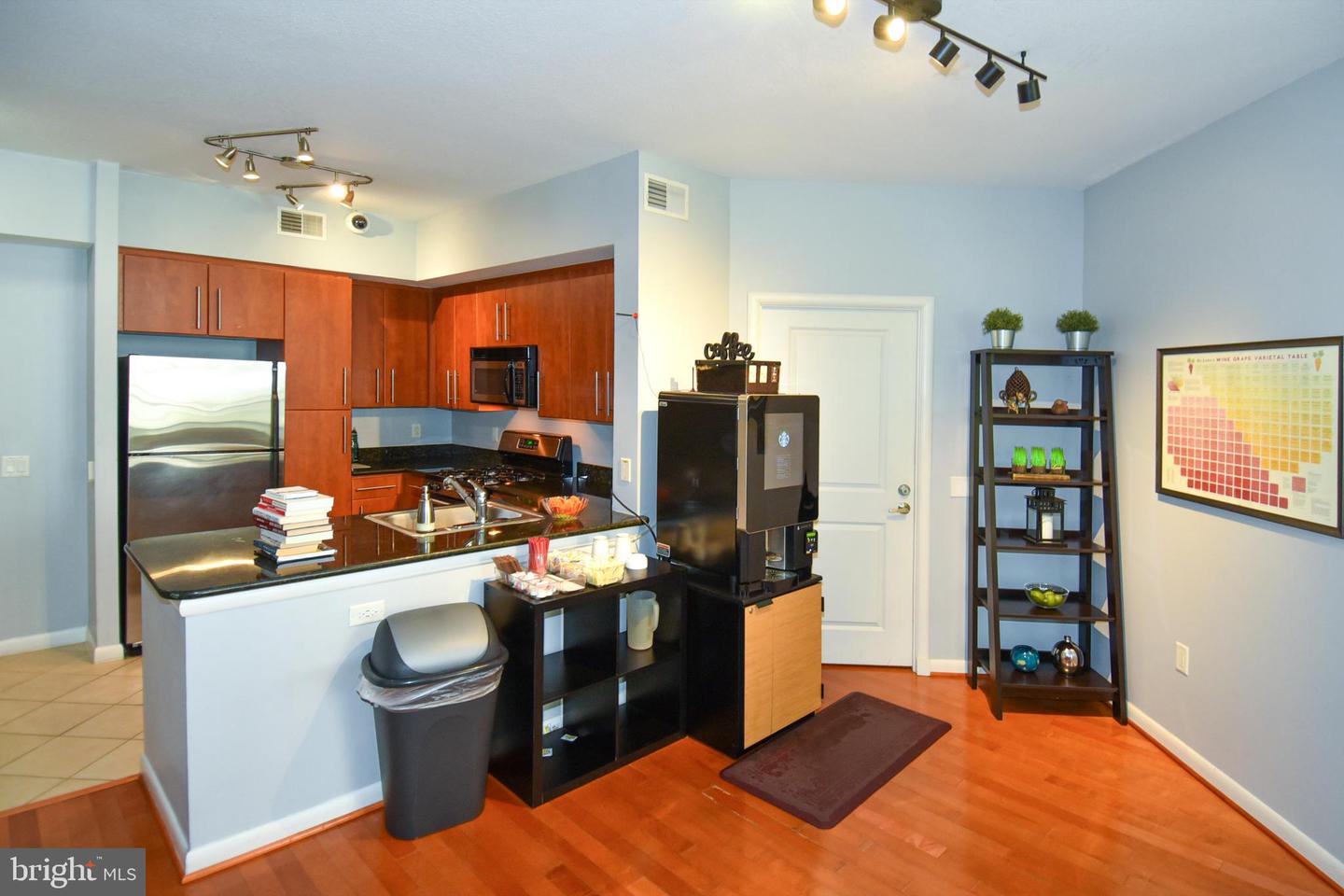 1021 N Garfield St #346