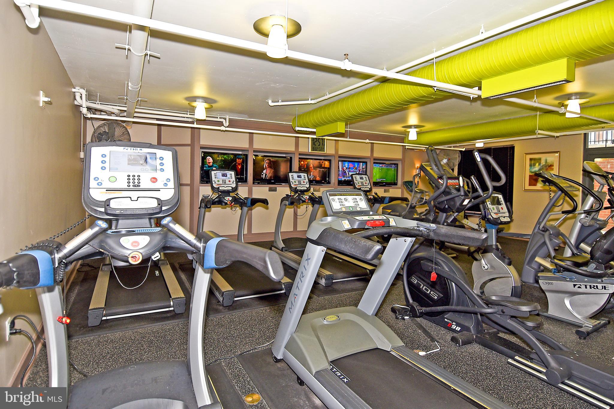 1021 N Garfield St #346