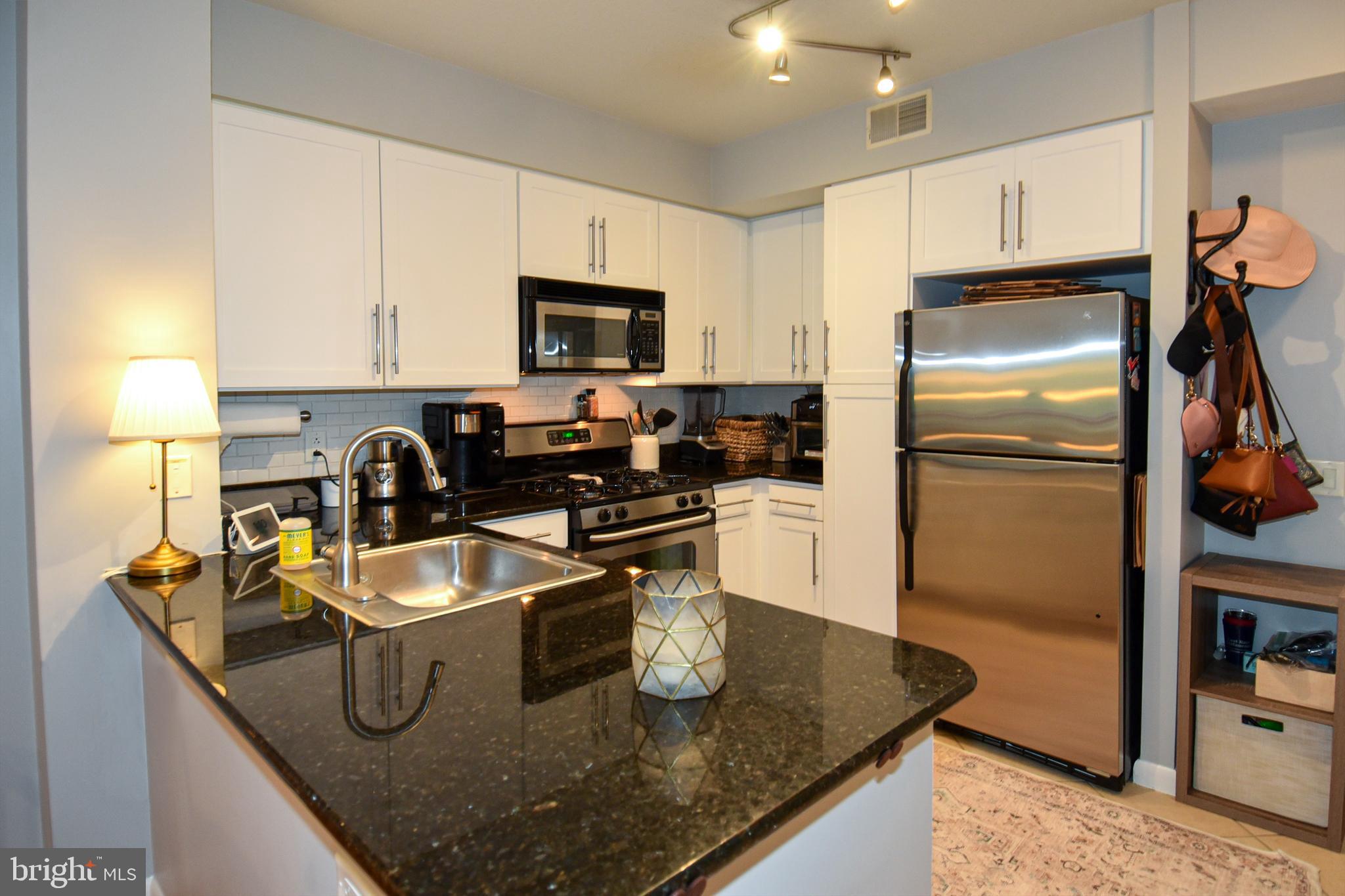 1021 N Garfield St #346