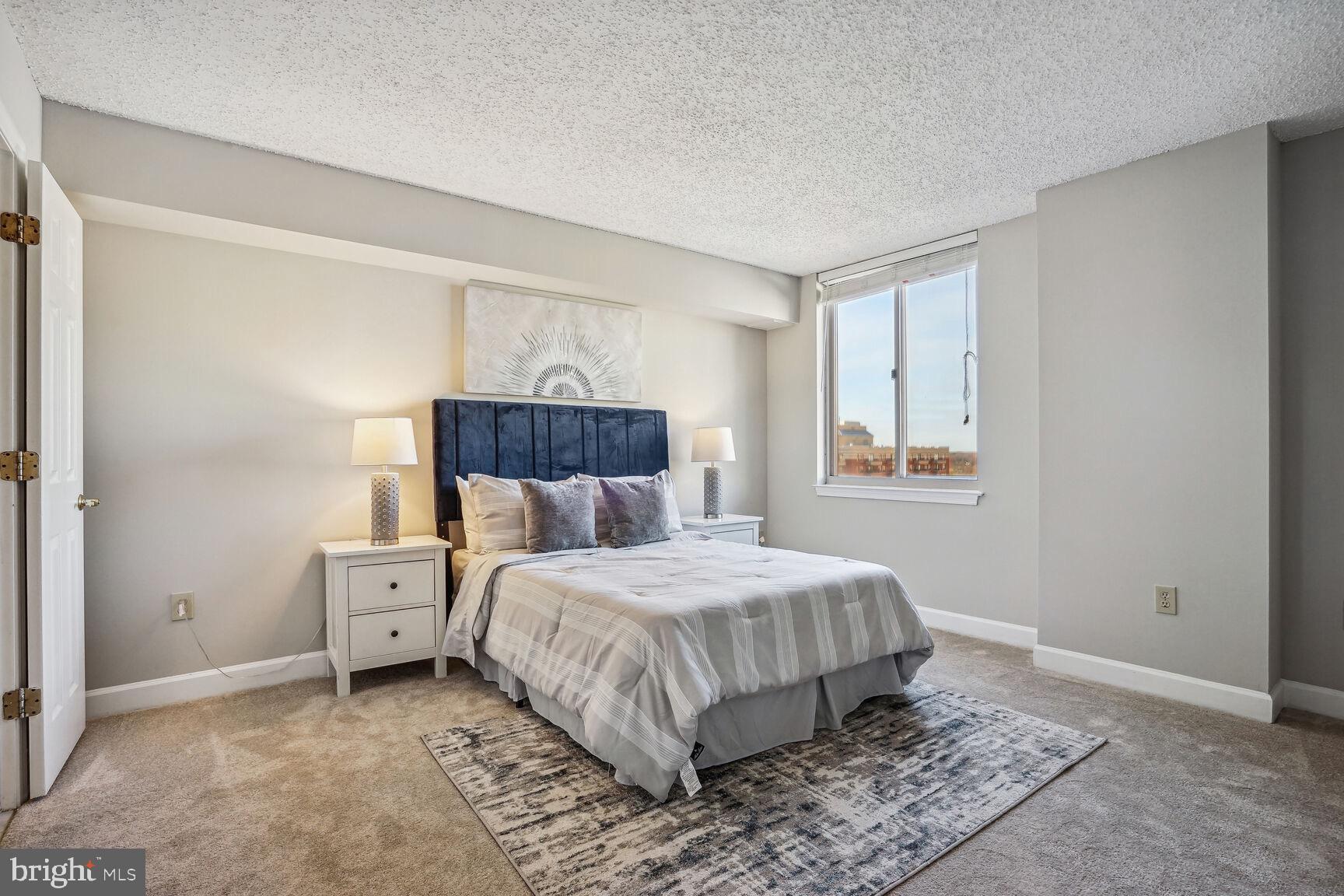 1276 N Wayne St N #1201