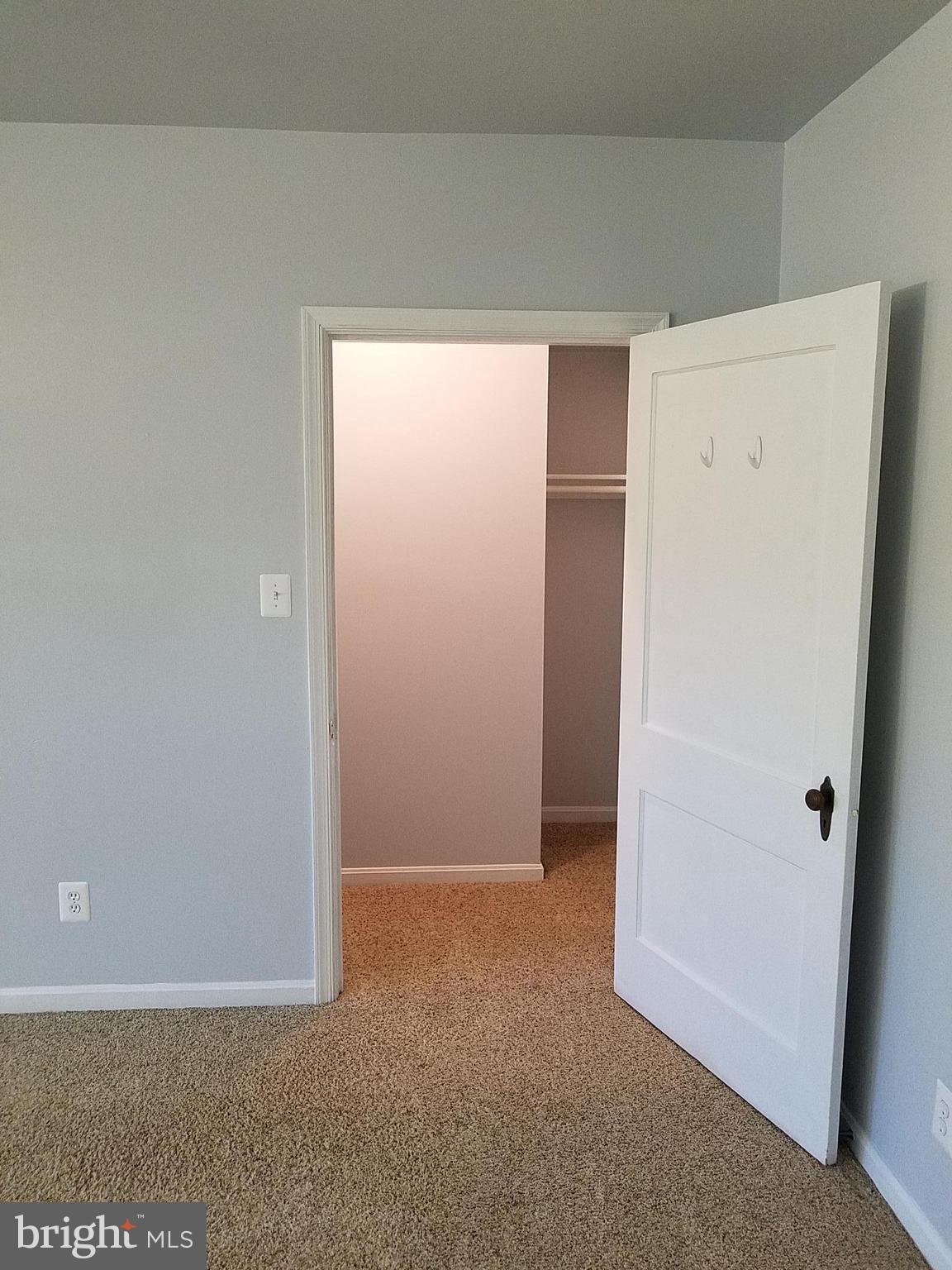 1924 N Rhodes St #87