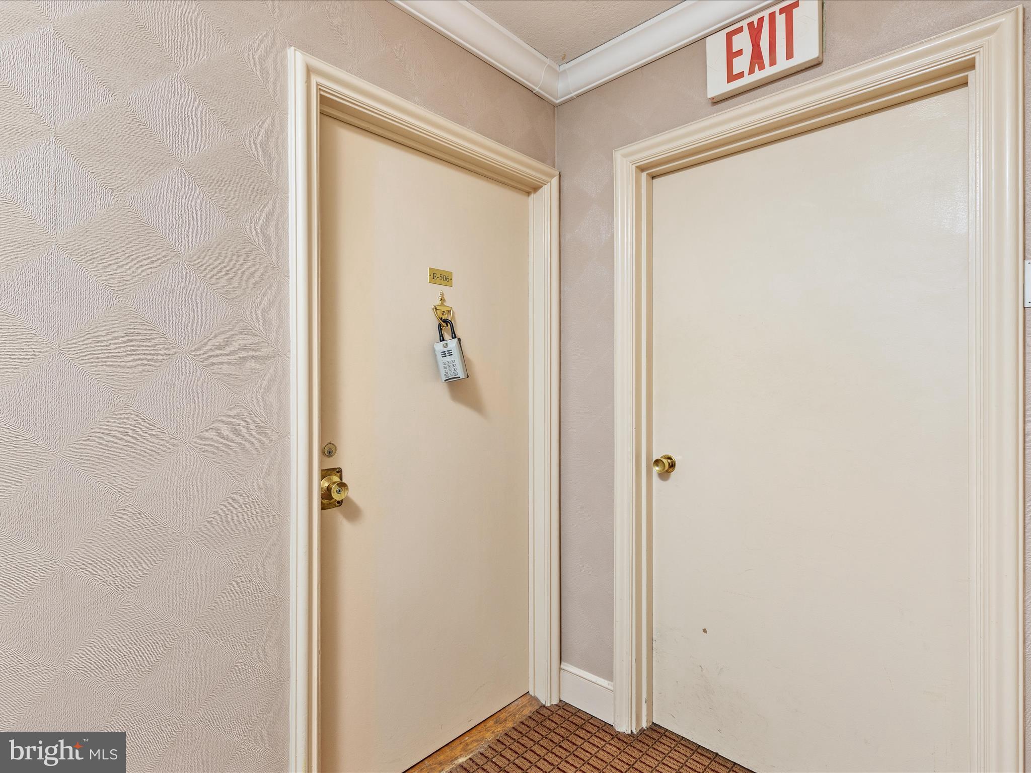 1021 Arlington Blvd #506