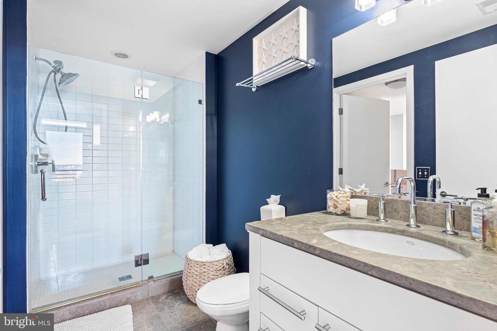 2001 15th St N #1414