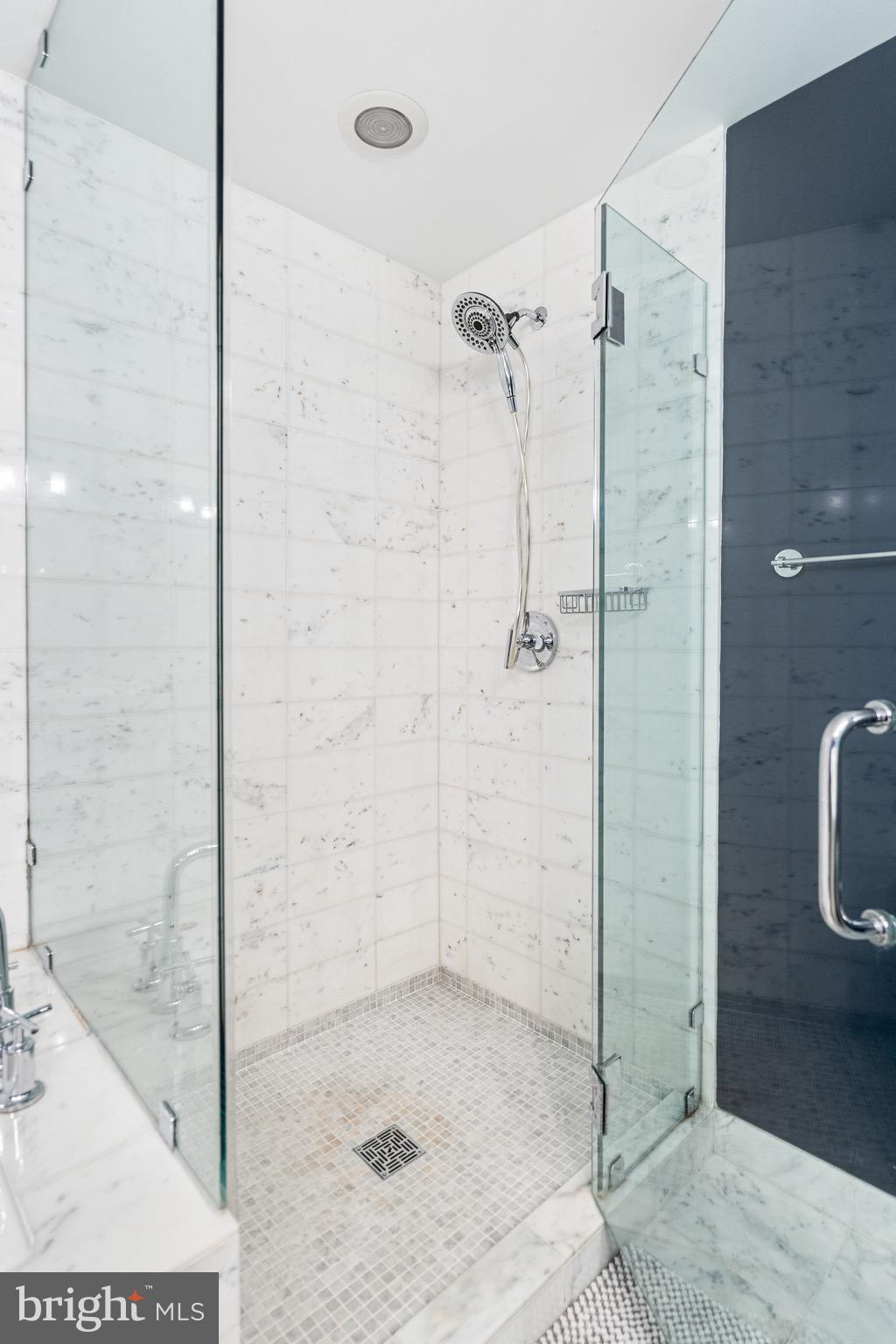 2001 15th St N #1414