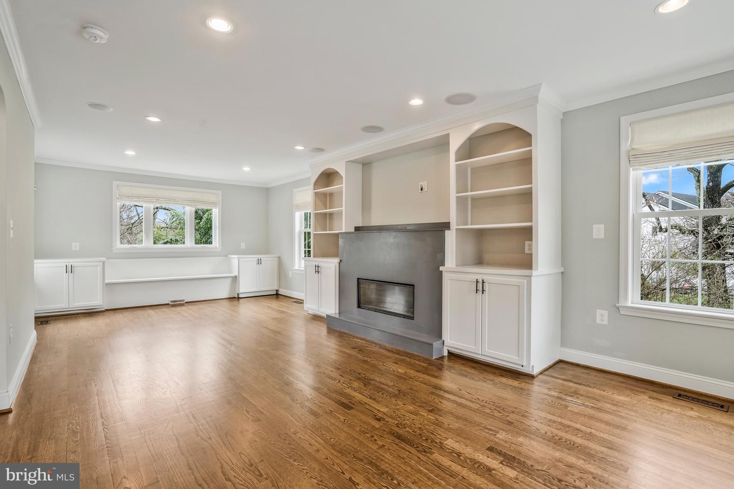 2625 N Marcey Rd