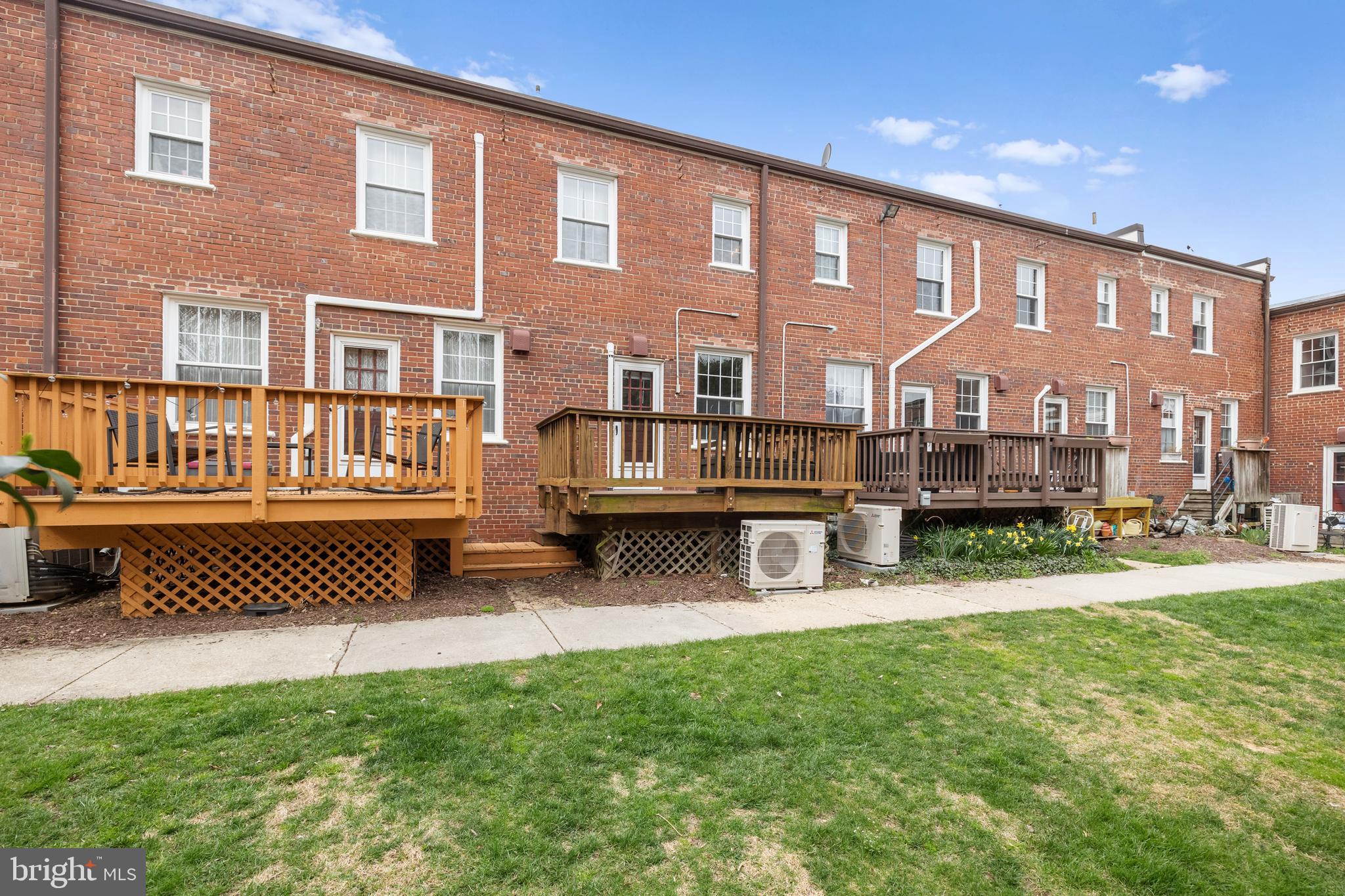2600 16th St S #738
