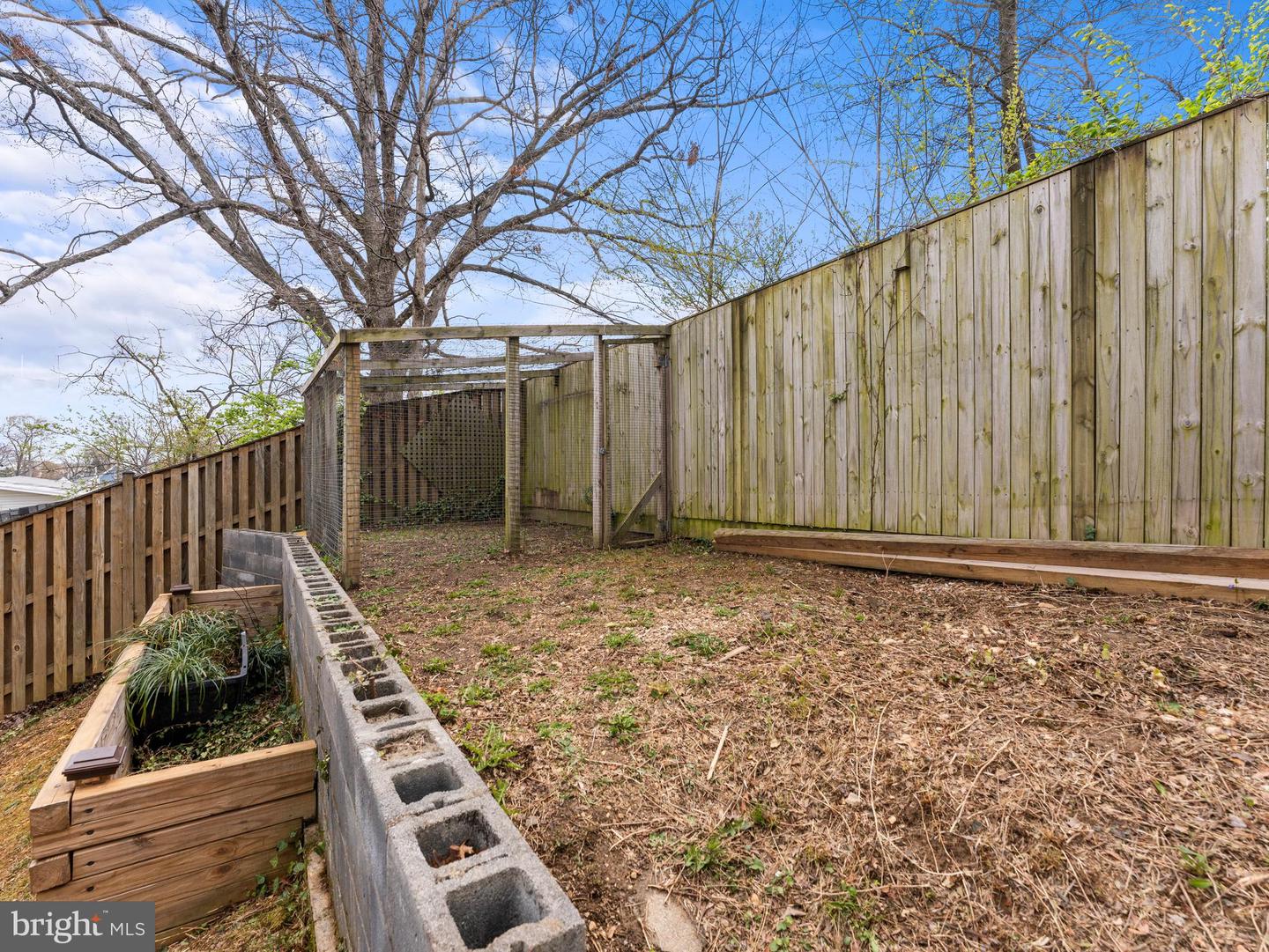 5214 10th Pl S