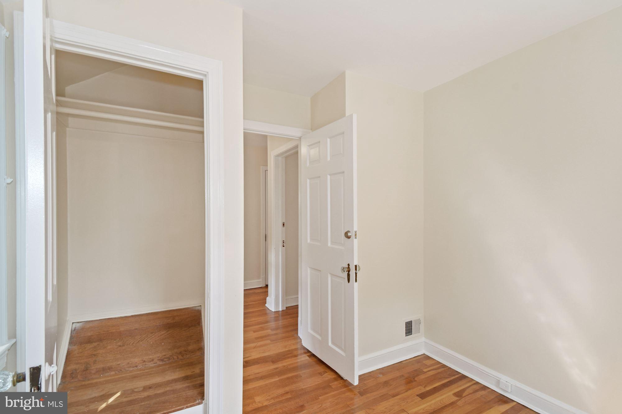 5212 N CARLIN SPRINGS RD