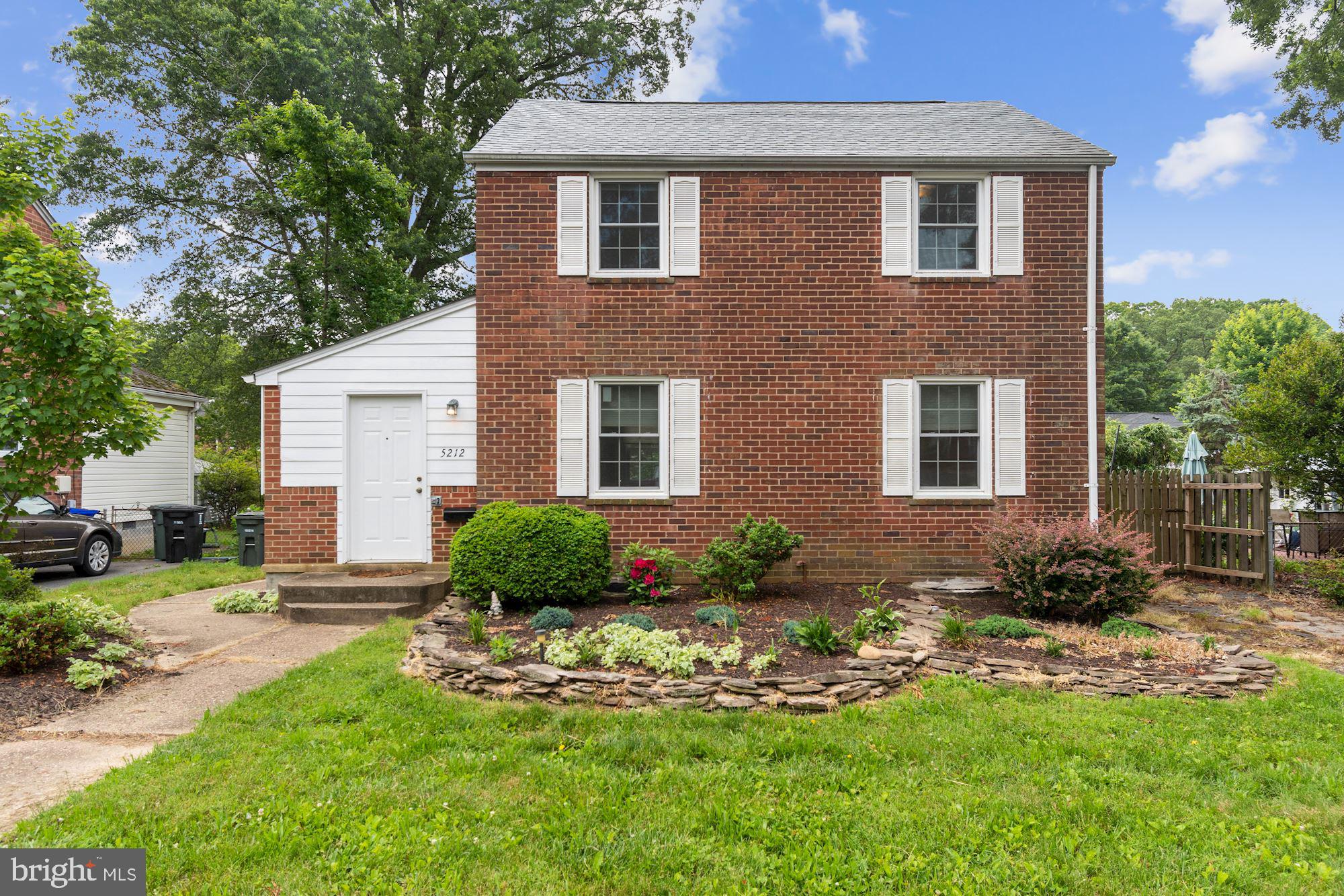 5212 N CARLIN SPRINGS RD