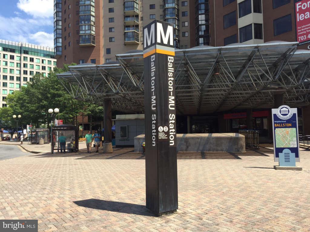 5212 N CARLIN SPRINGS RD