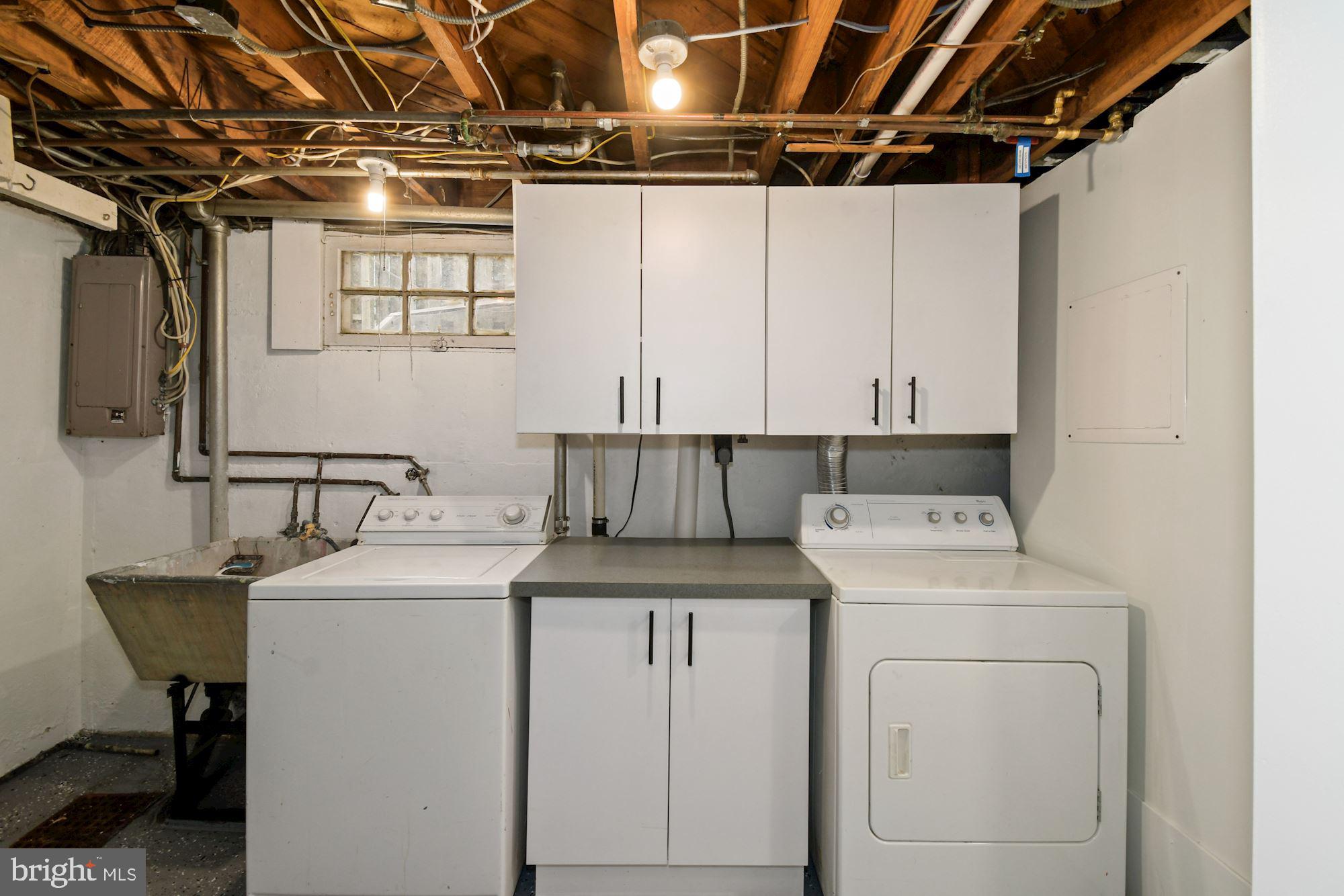 5212 N CARLIN SPRINGS RD